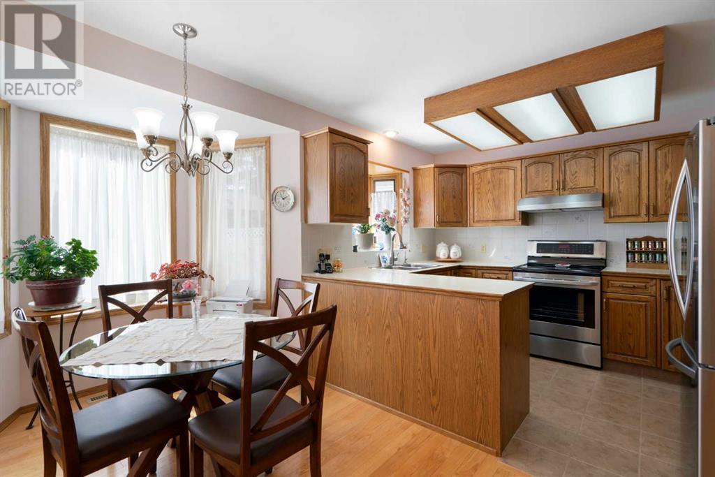 Single Family House for Sale in  Shawnee Road SW Shawnee Slopes Calgary 