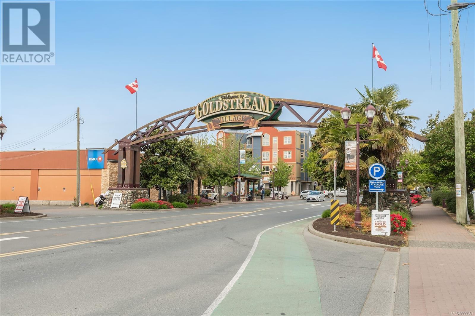 2700 Claude Rd, Langford