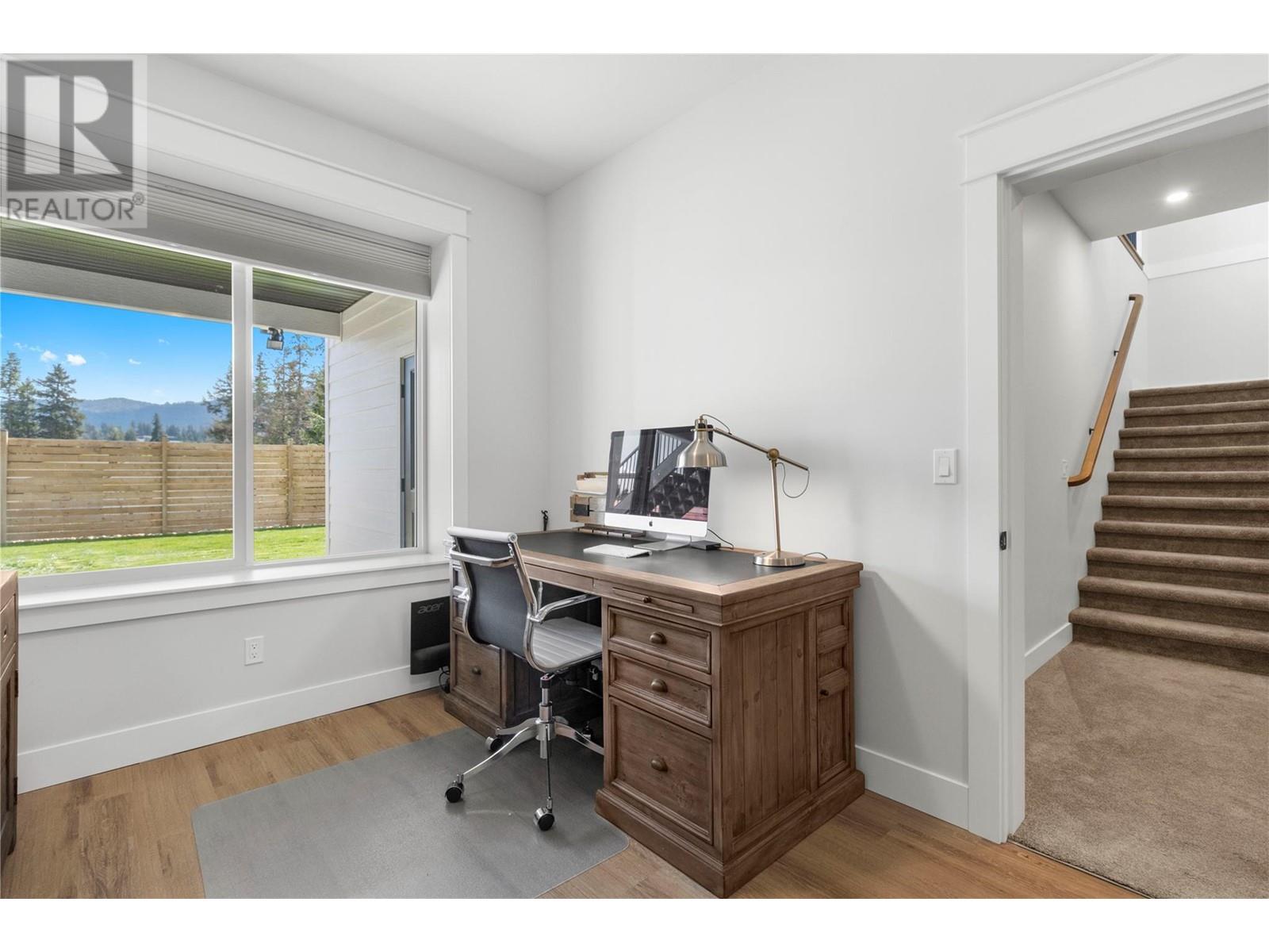 3450 18 Avenue NE, Salmon Arm