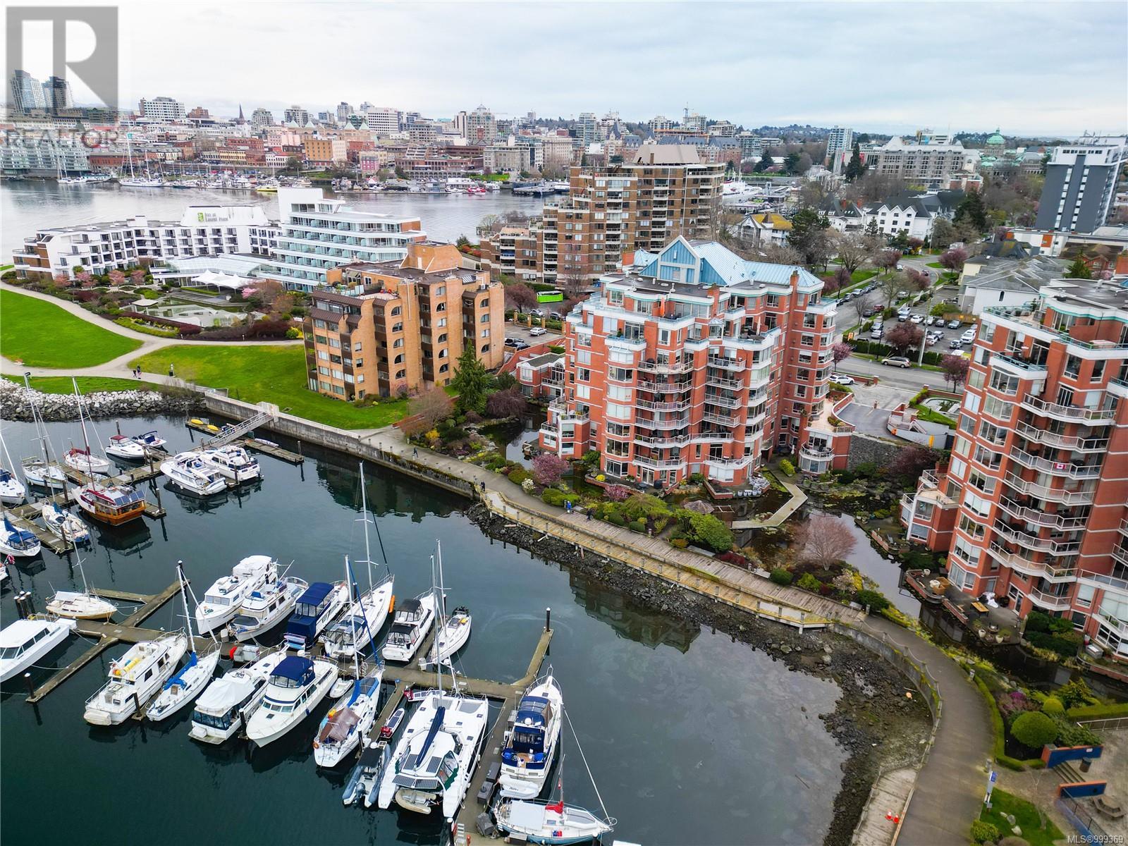 Photo 13 of 603 636 Montreal St, Victoria BC