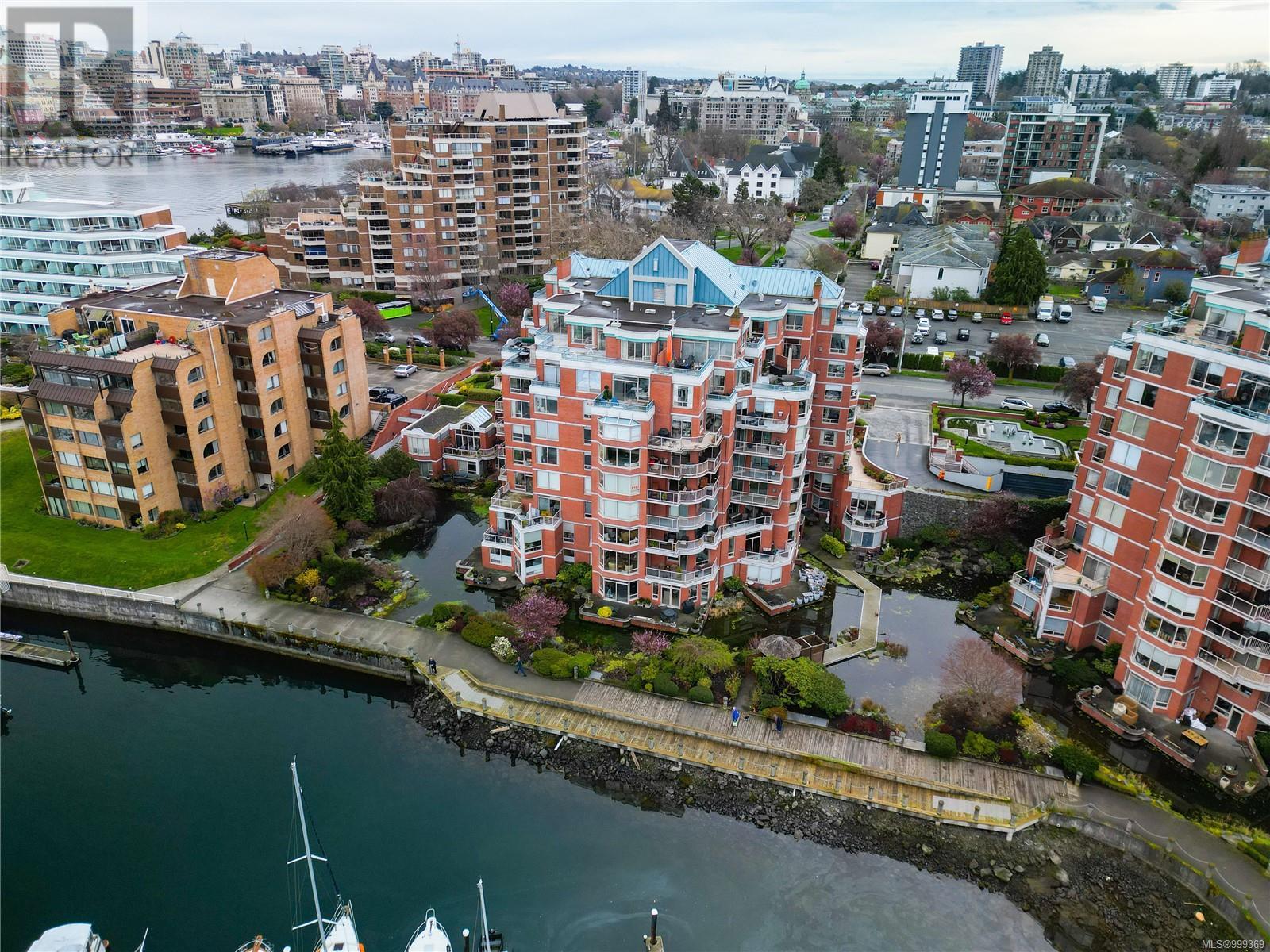 603 636 Montreal St, Victoria