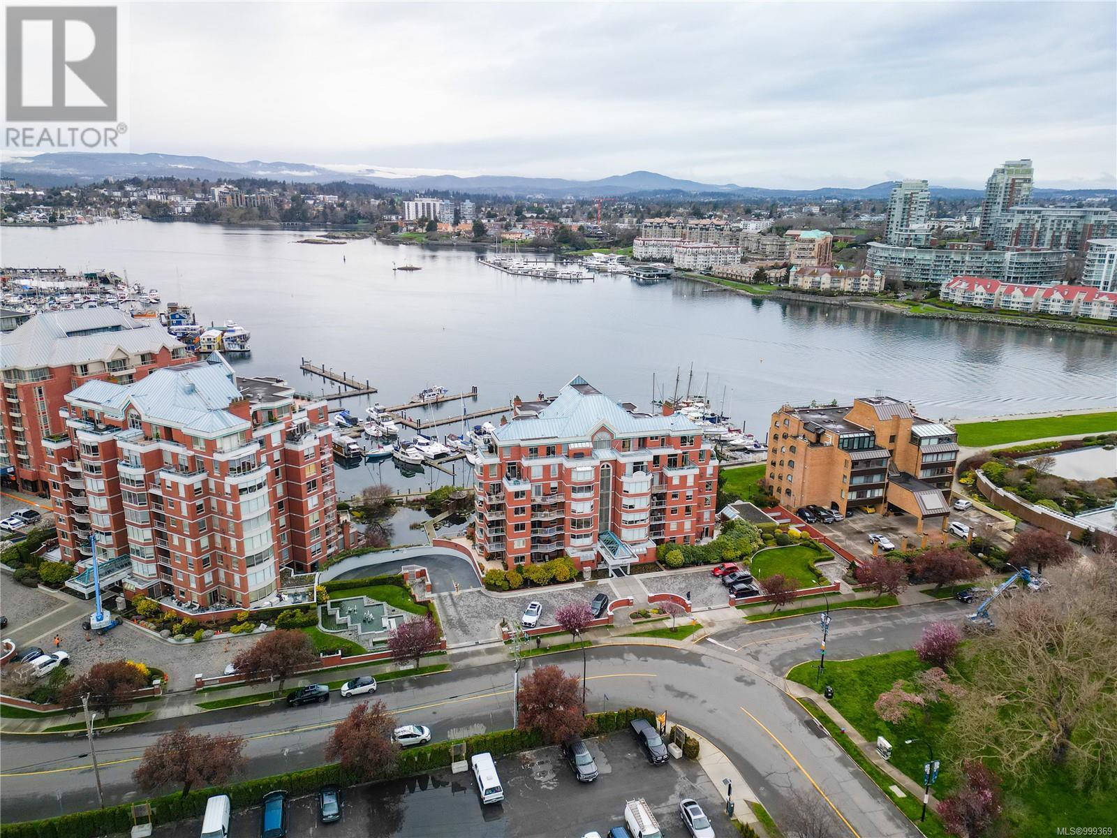Photo 11 of 603 636 Montreal St, Victoria BC