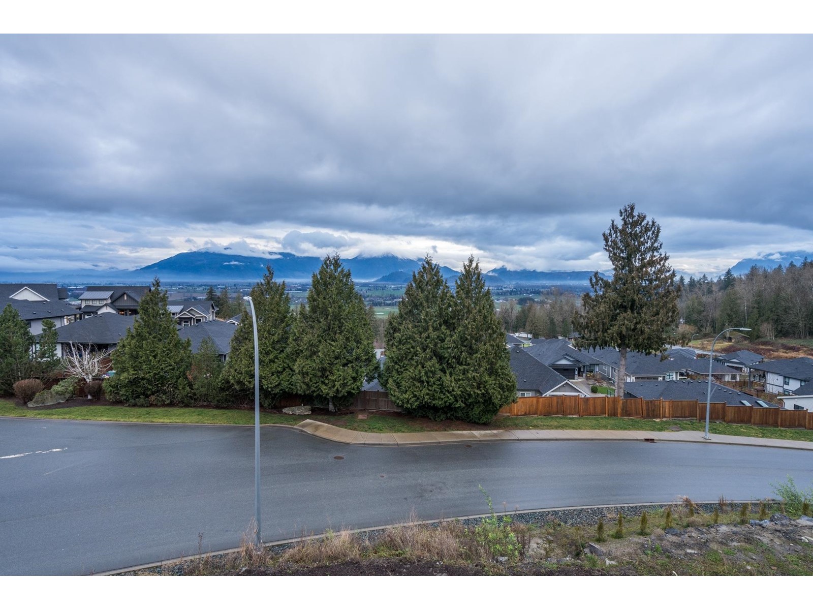 8202 NIXON ROAD, Eastern Hillsides, Chilliwack