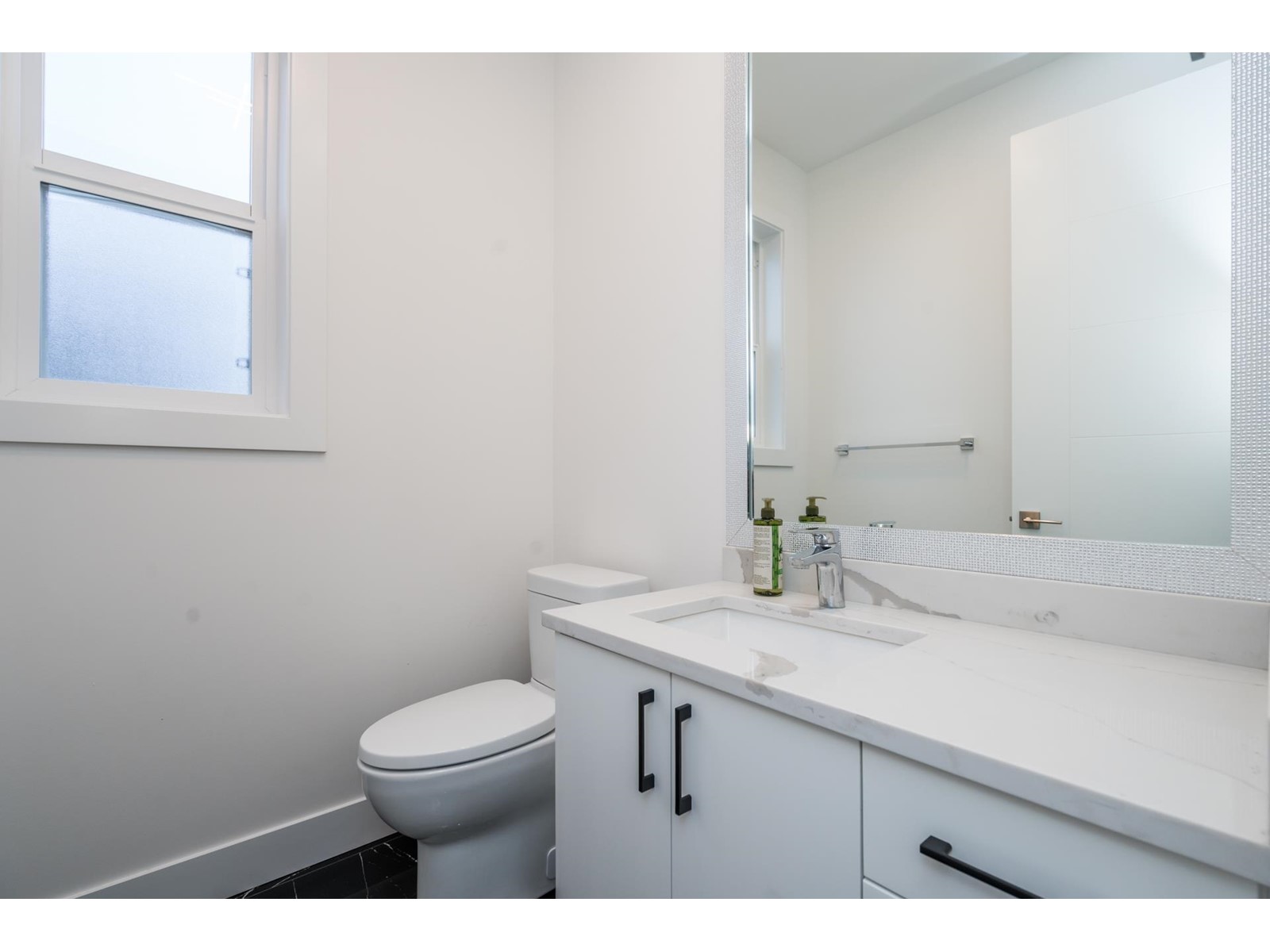 8202 NIXON ROAD, Eastern Hillsides, Chilliwack