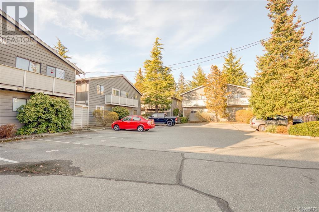 #13 211 BUTTERTUBS PL - Image 20