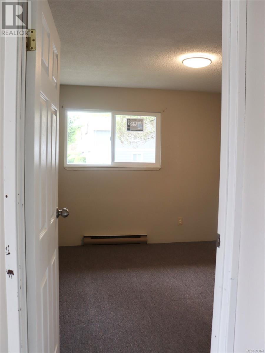 #13 211 BUTTERTUBS PL - Image 17
