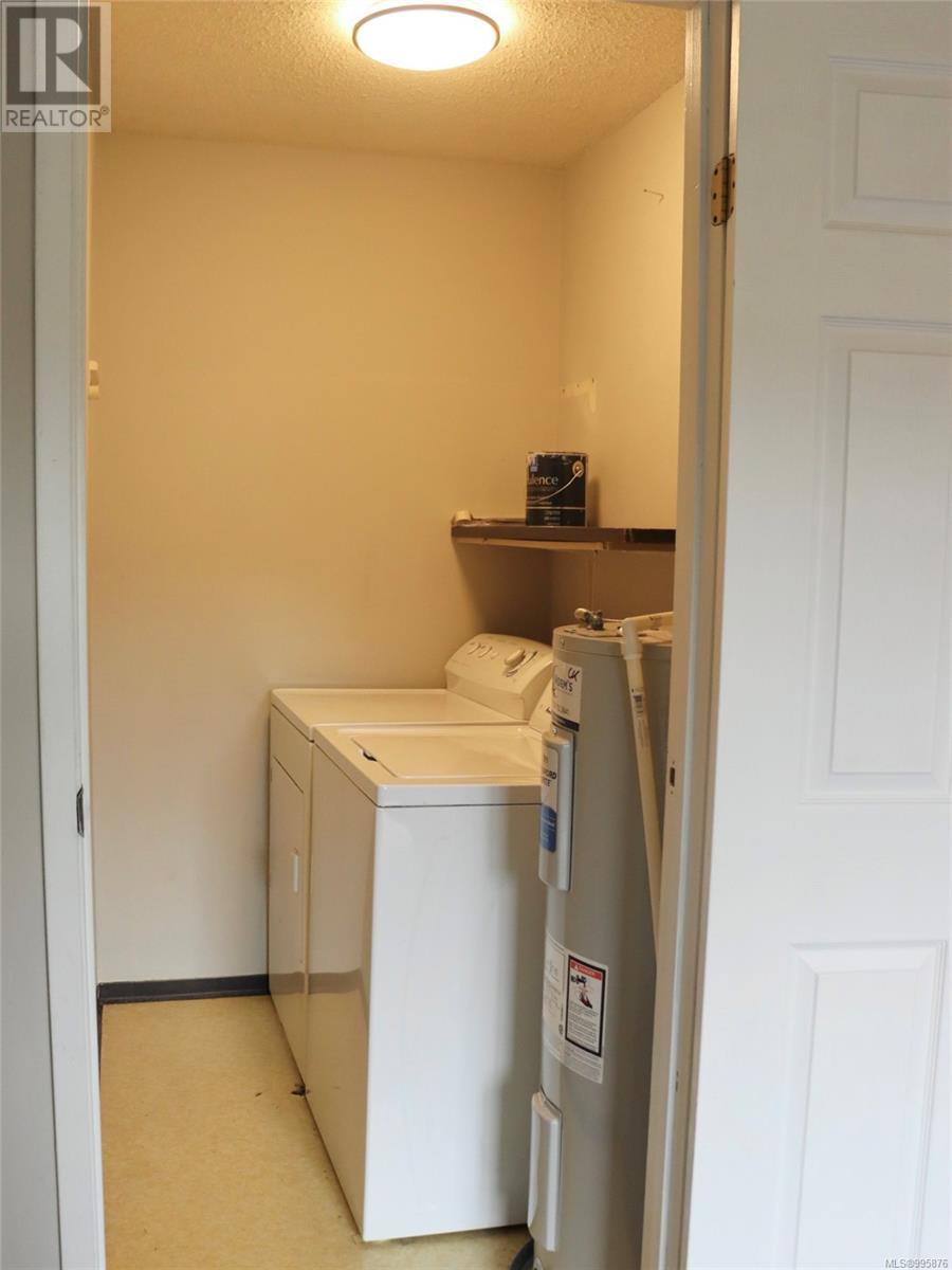 #13 211 BUTTERTUBS PL - Image 19