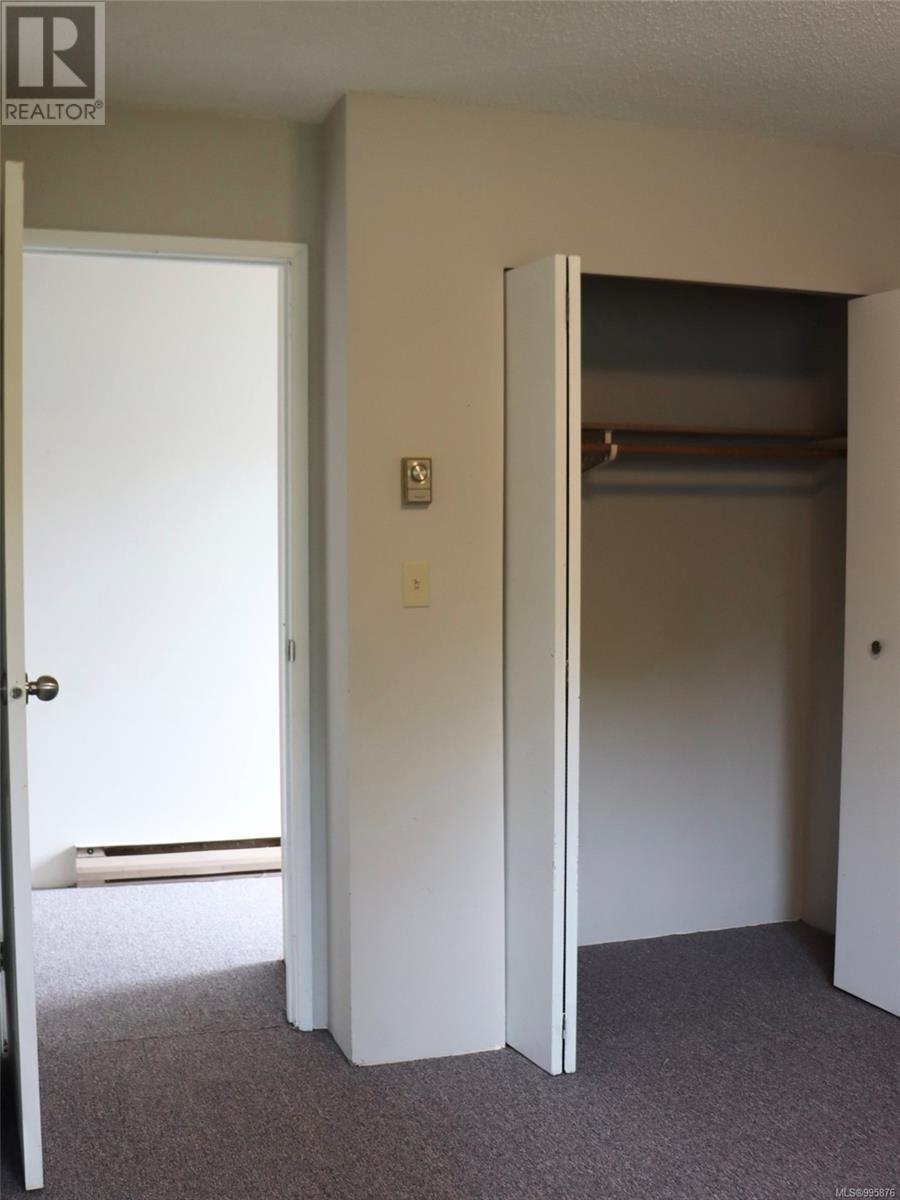 #13 211 BUTTERTUBS PL - Image 16