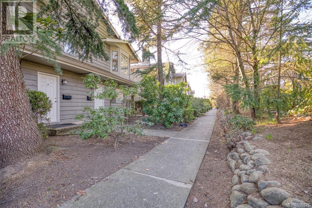 #13 211 BUTTERTUBS PL - Image 4