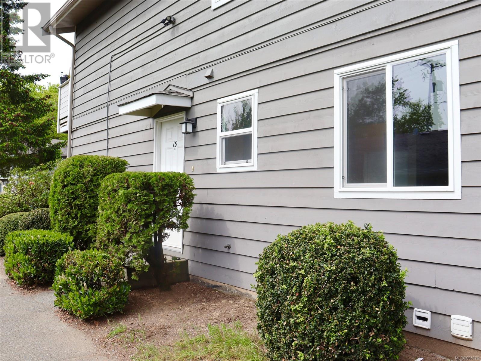 #13 211 BUTTERTUBS PL - Image 1