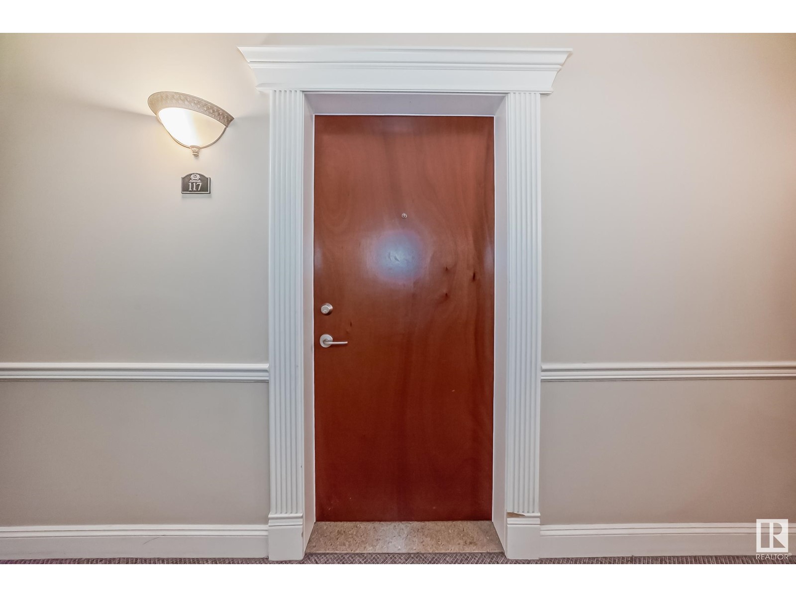 #117 10333 112 ST NW, Edmonton