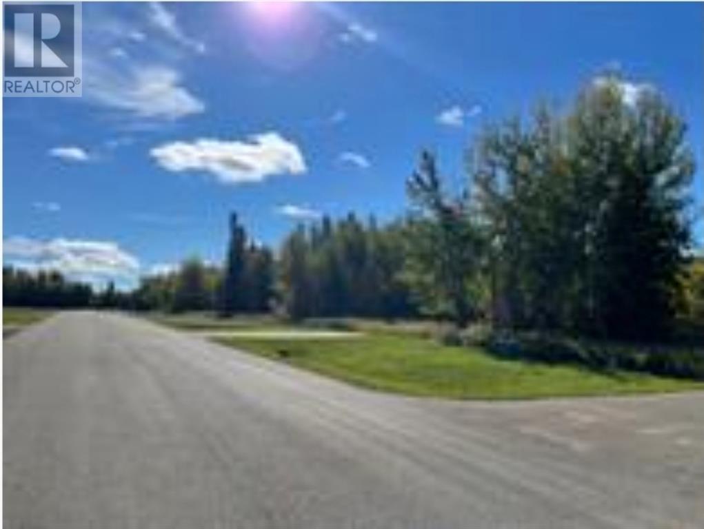 24 Eagle Haunt, Lac La Biche