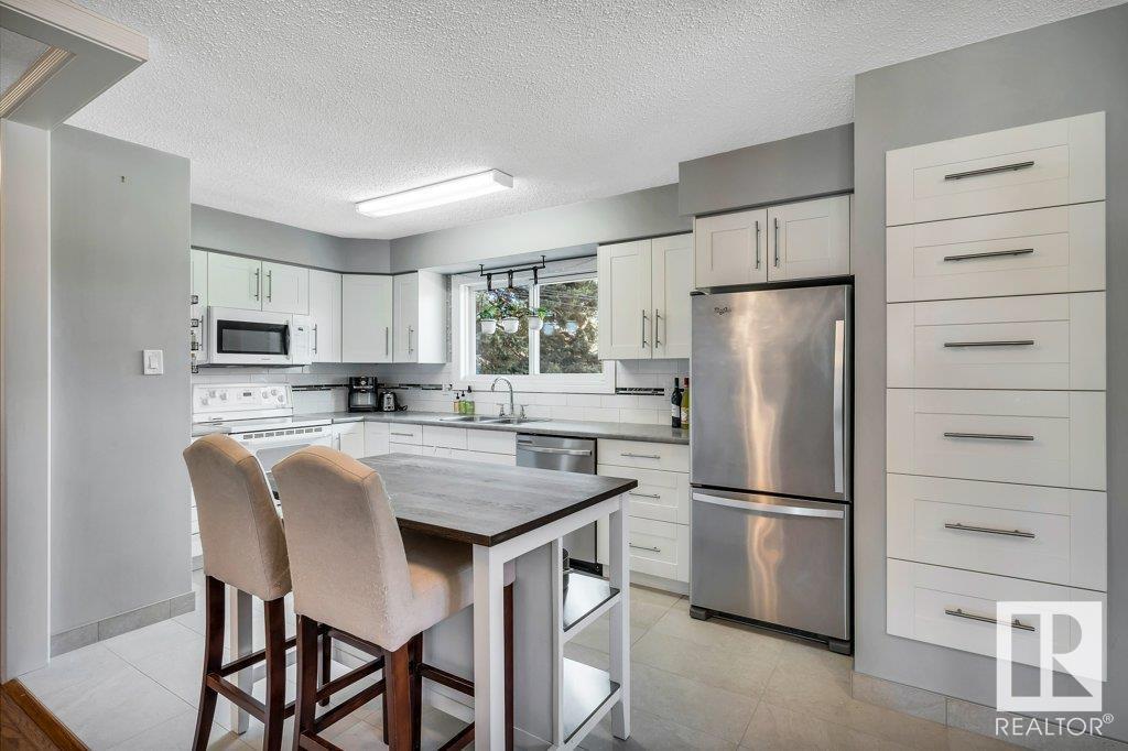 16509 103 AV NW, Edmonton