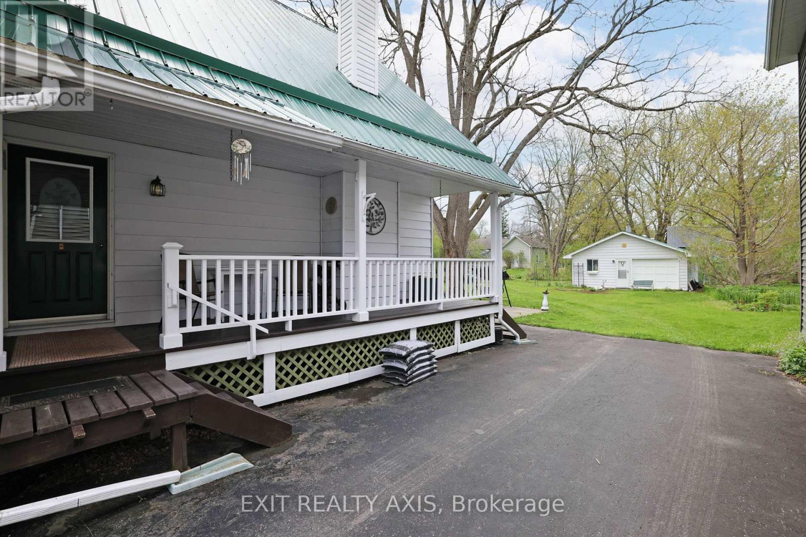 Photo 5 of 34 Church Street, Westport ON
