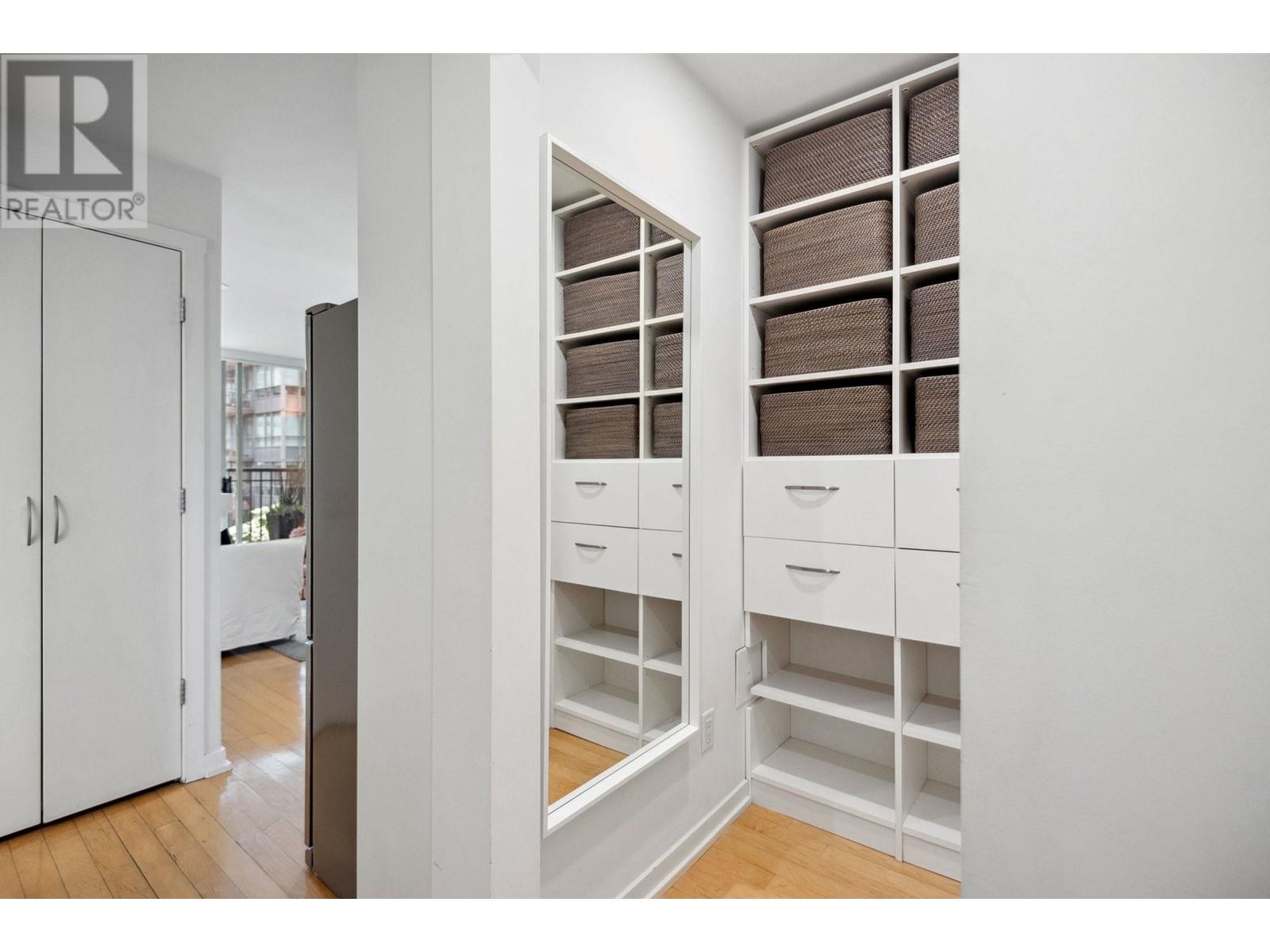 703 969 RICHARDS STREET, Vancouver