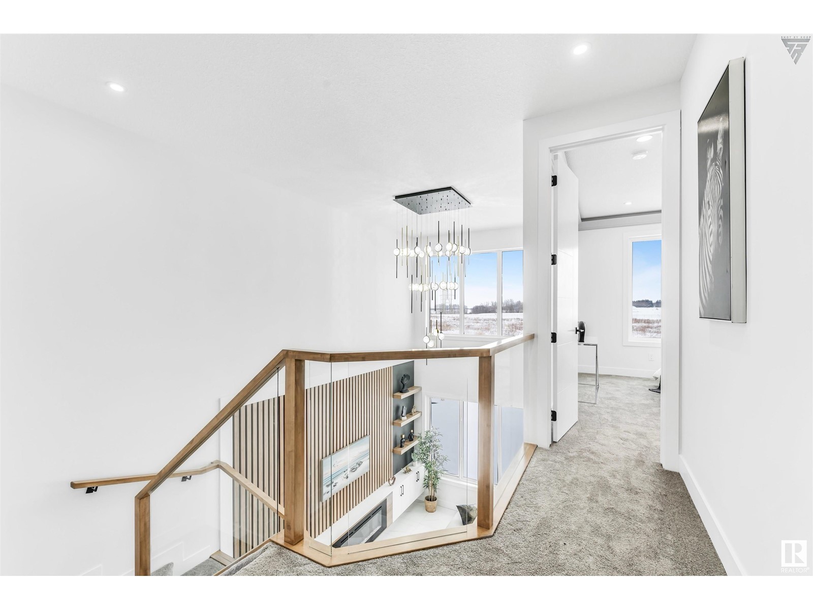 211 28 ST SW, Edmonton