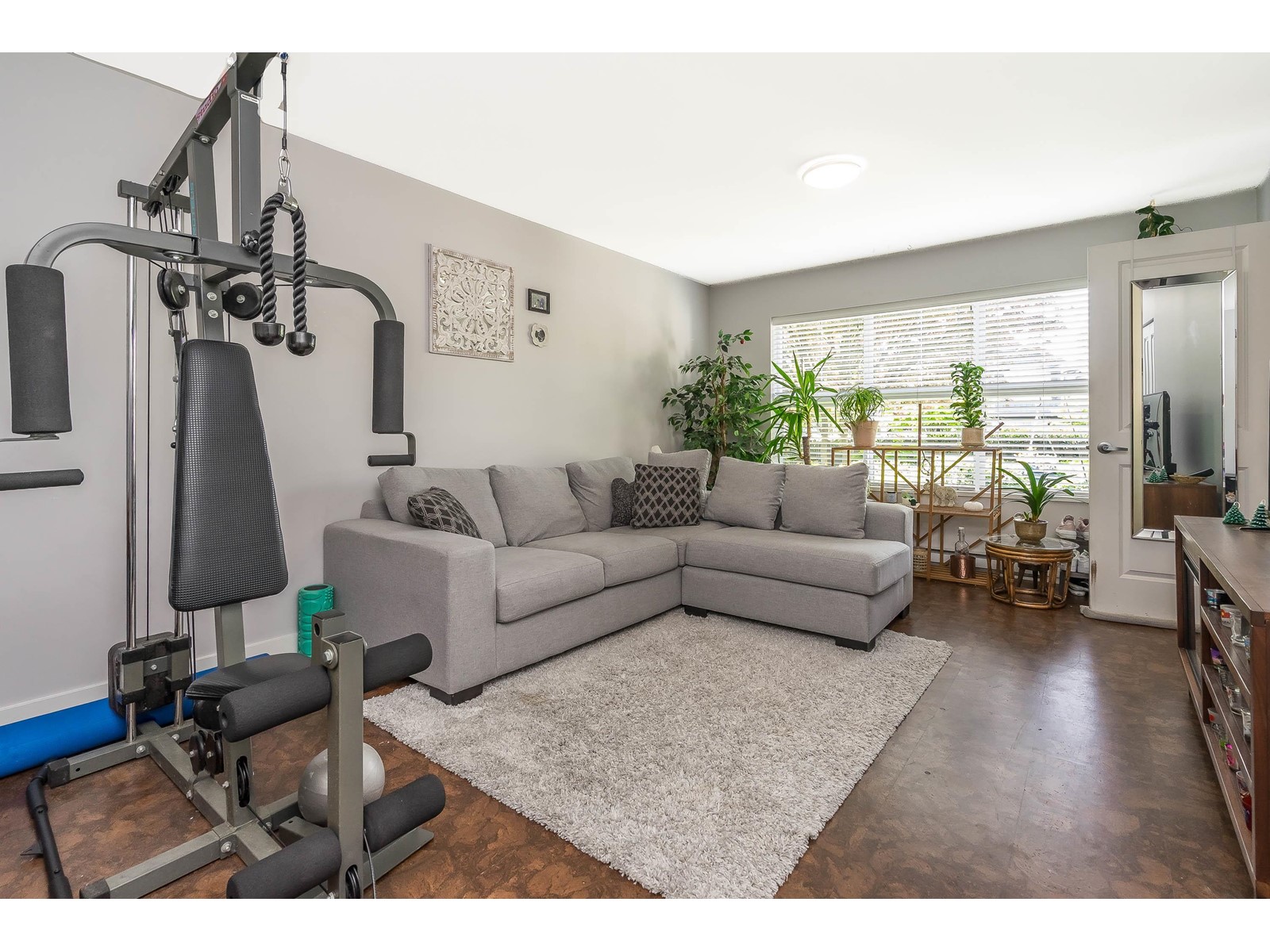 Photo 6 of 6 18211 70 Avenue, Surrey BC