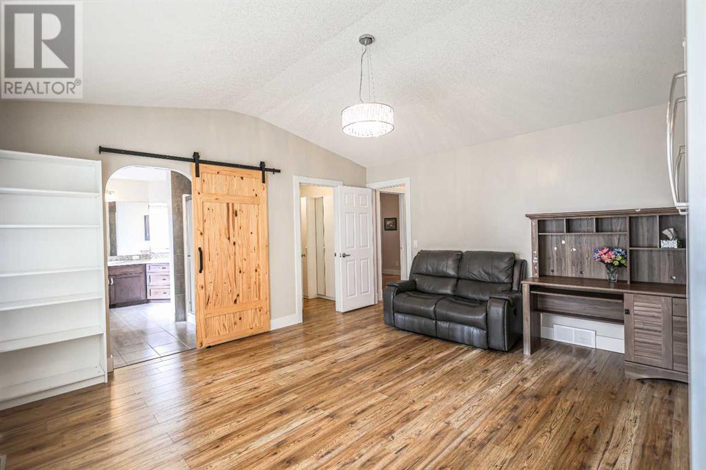 Single Family House for Sale in  Sage Bank Crescent NW Sage Hill Calgary 