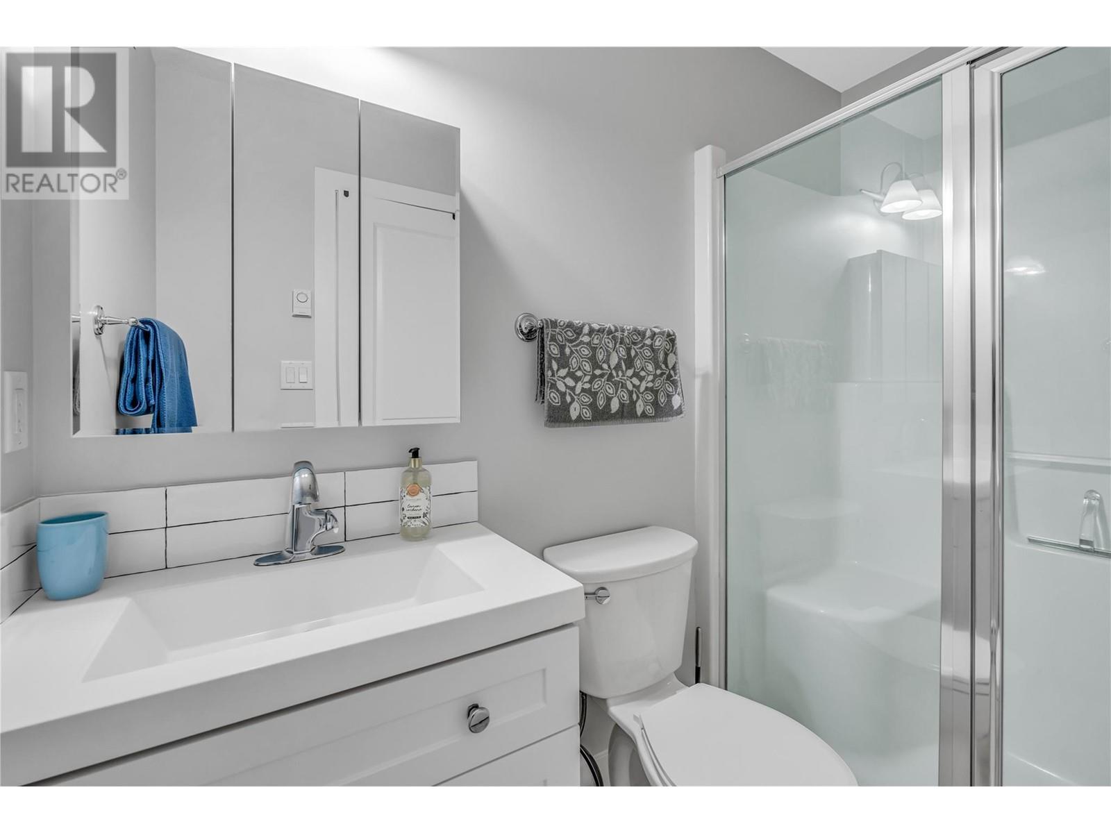 403 256 Hastings Avenue, Penticton