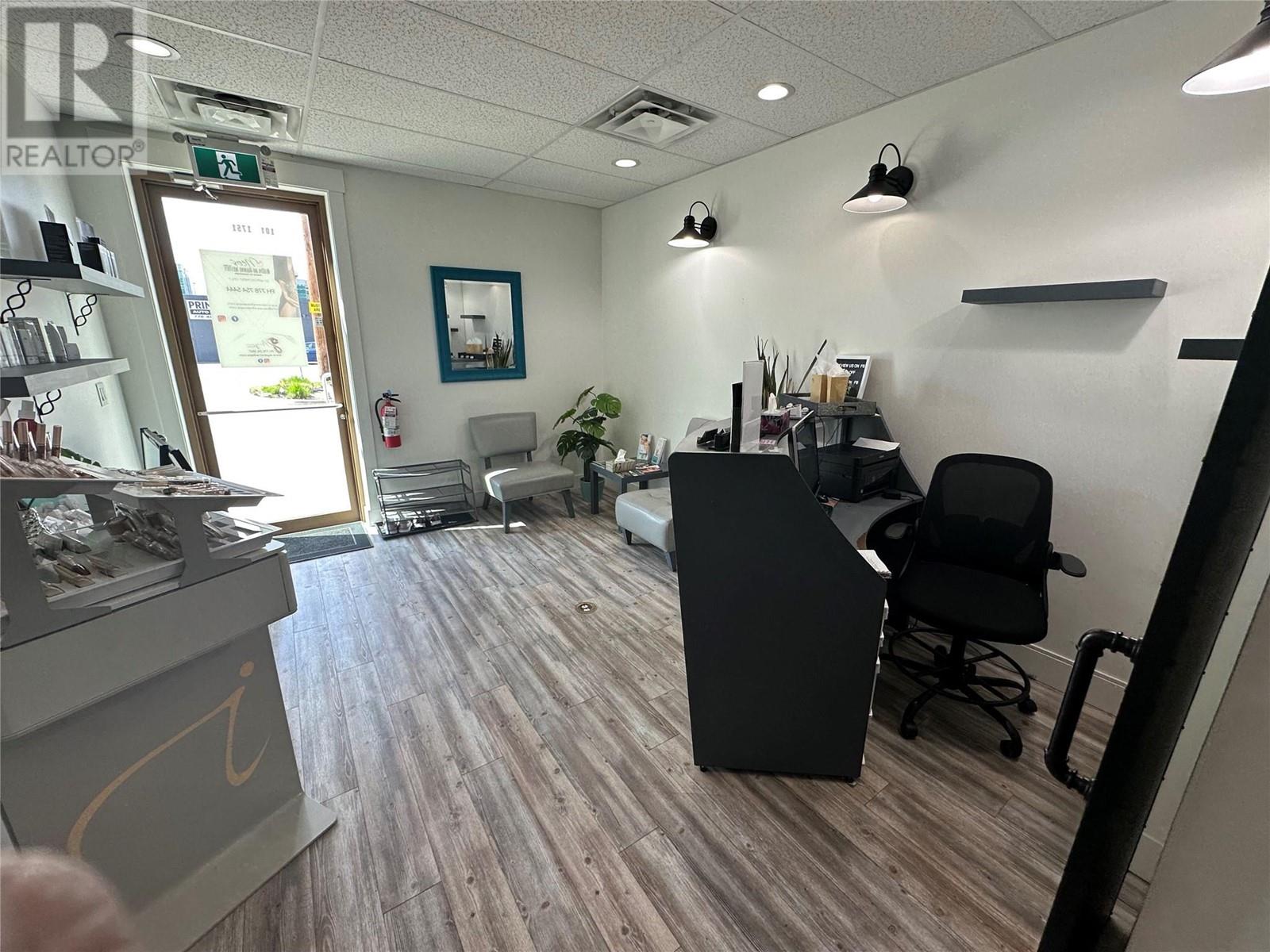 101 1751 Harvey Avenue, Kelowna