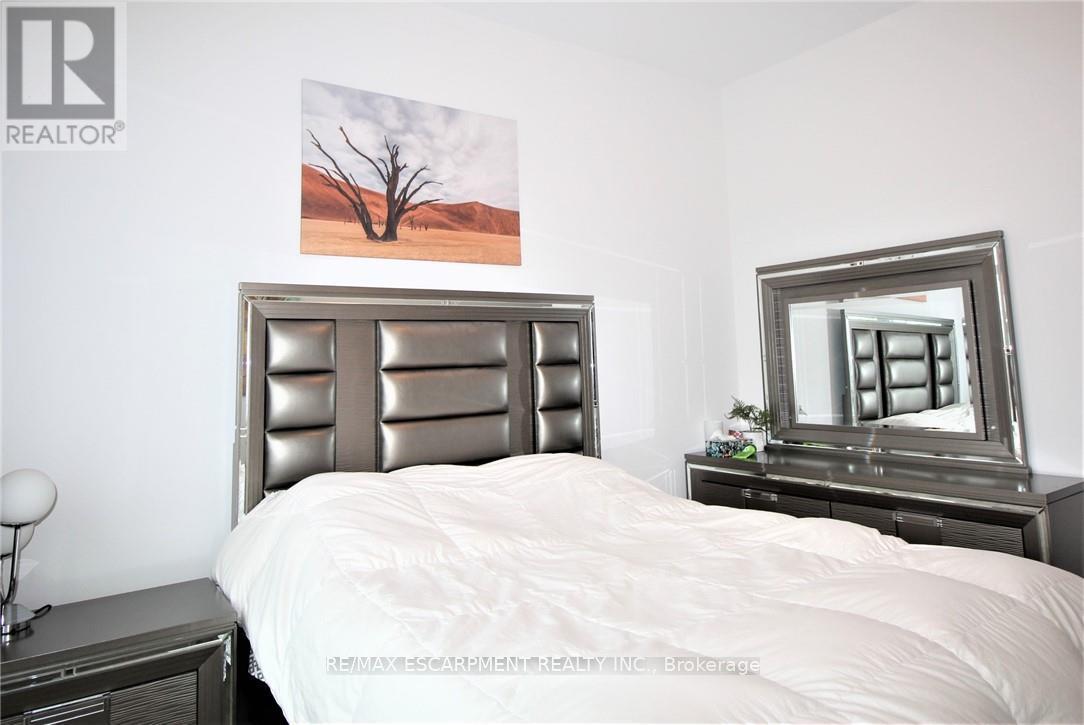 Single Family House for Sale in    REDFERN AVENUE Hamilton (Mountview) 