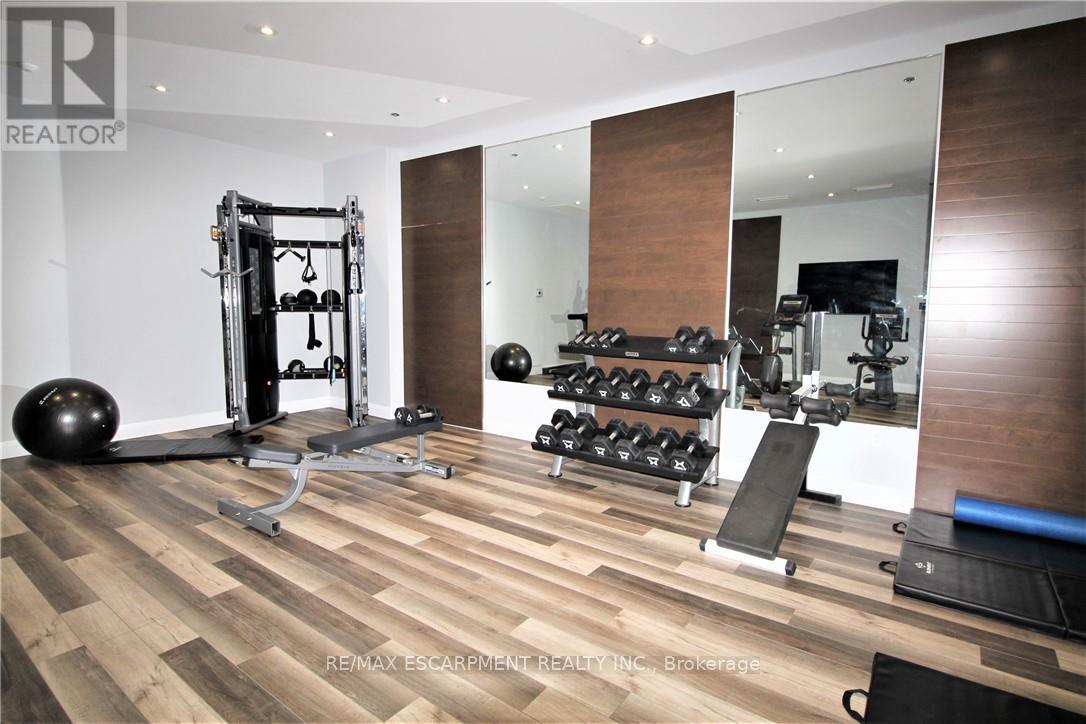 Single Family House for Sale in    REDFERN AVENUE Hamilton (Mountview) 