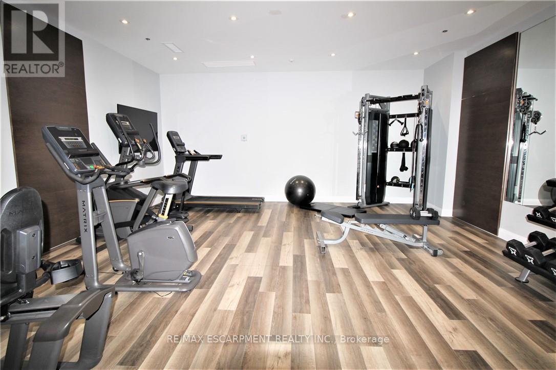 Single Family House for Sale in    REDFERN AVENUE Hamilton (Mountview) 