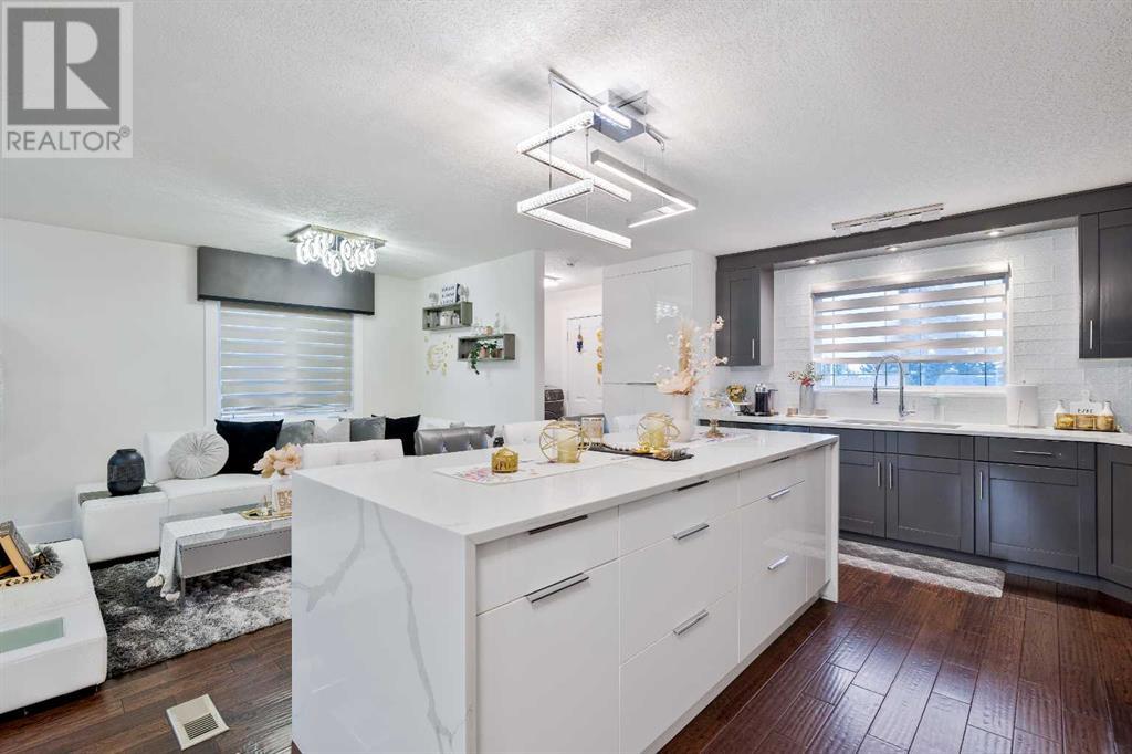 Single Family House 4 Level for Sale in  Whiteside Crescent NE Whitehorn Calgary 