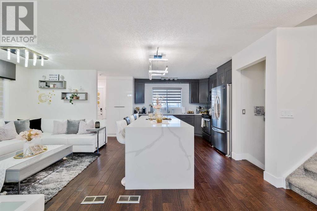 Single Family House 4 Level for Sale in  Whiteside Crescent NE Whitehorn Calgary 