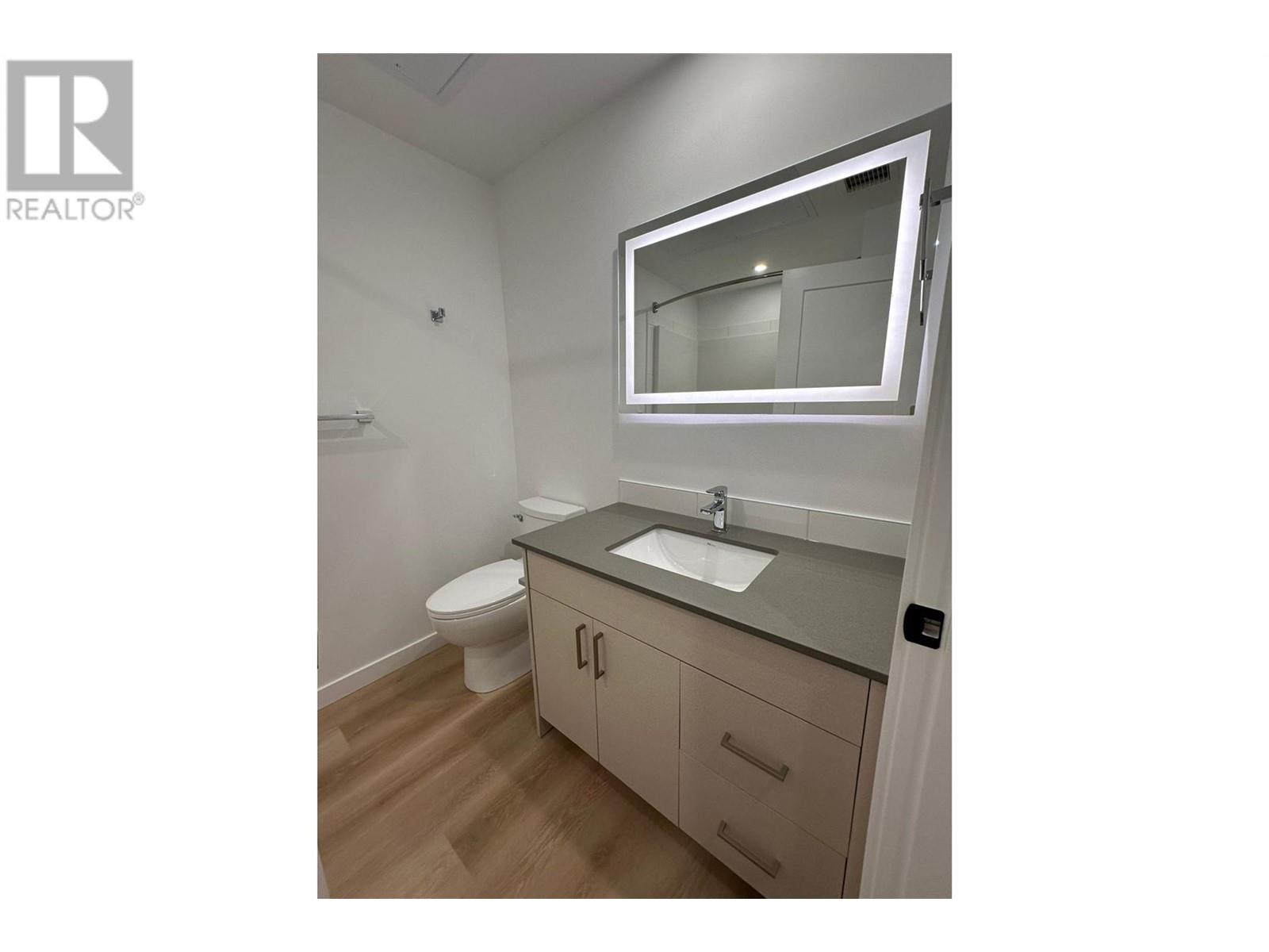443 1274 Devonshire Avenue, Kelowna