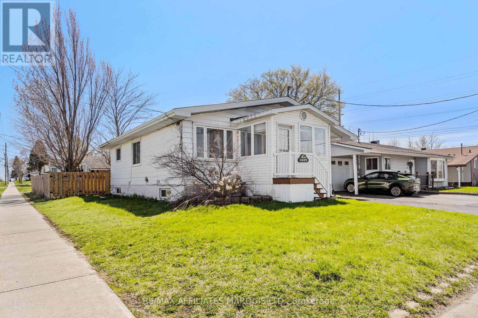 Photo 12 of 1409 Second Street E, Cornwall ON