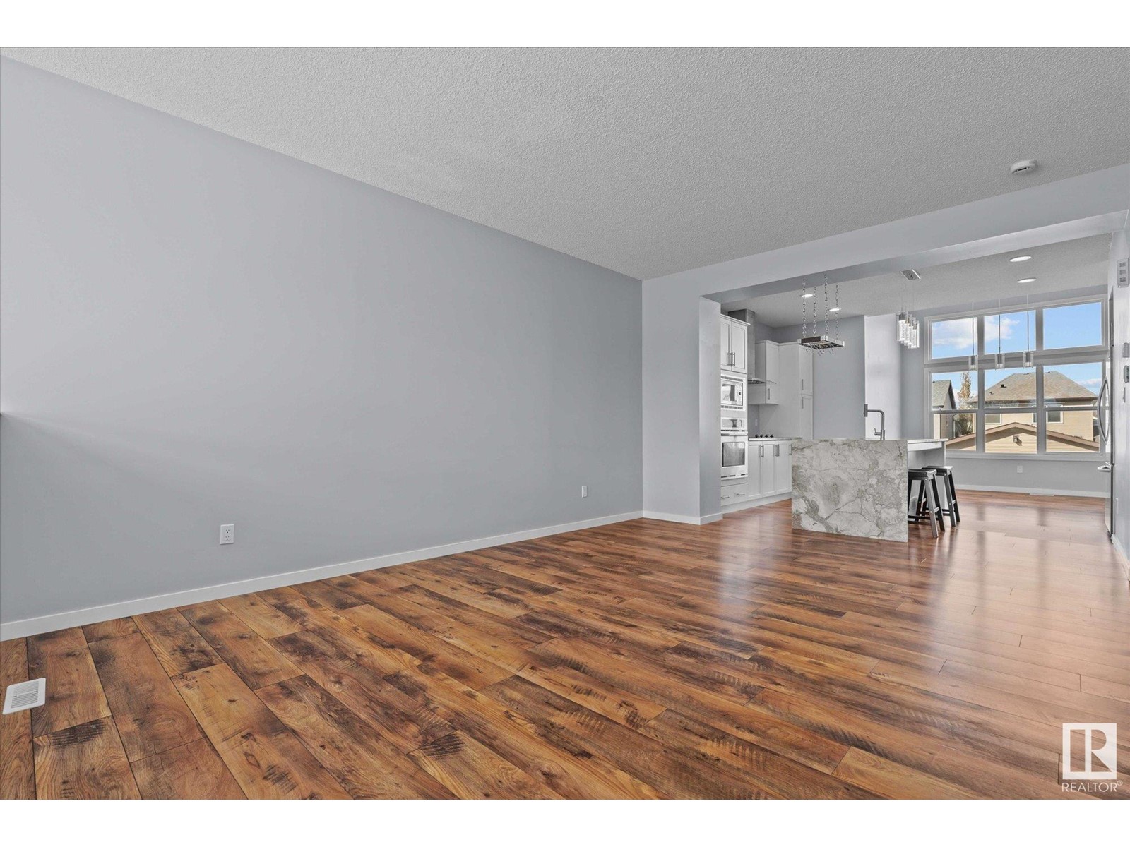 17673 60A ST NW, Edmonton