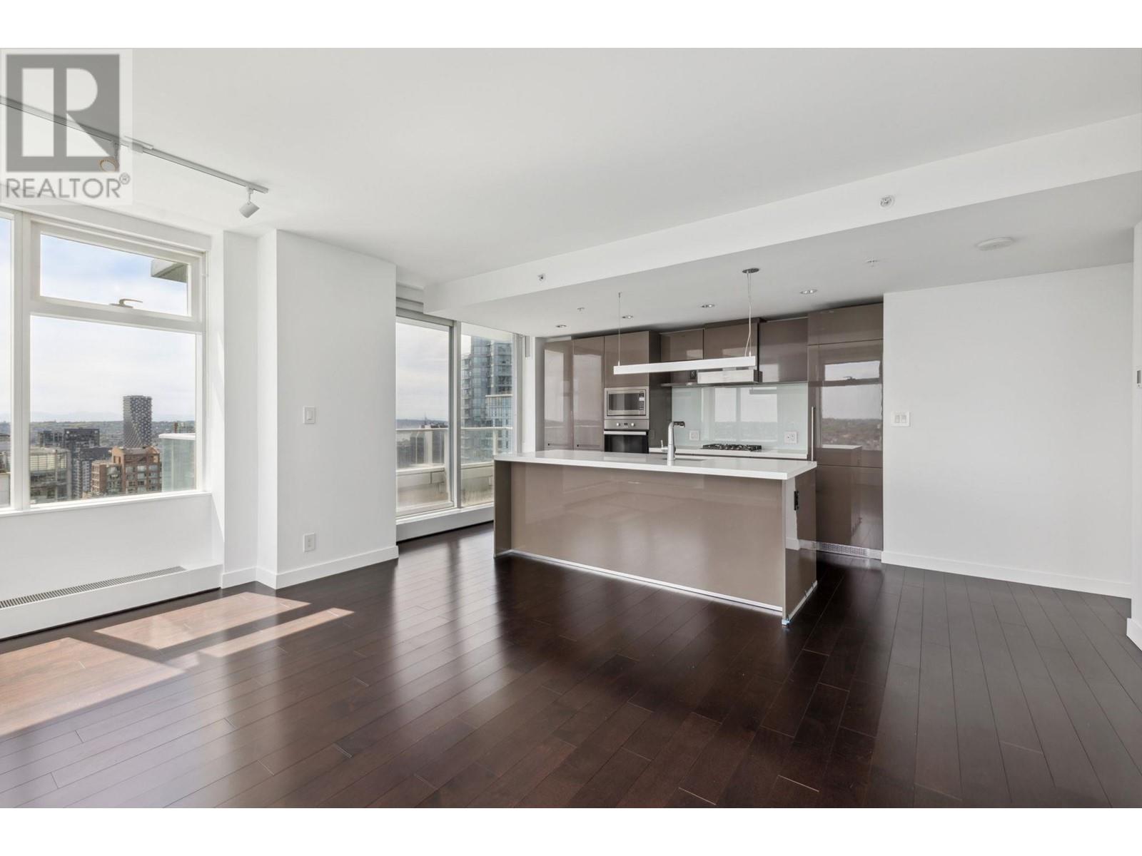 Photo 3 of 3909 777 Richards Street, Vancouver BC