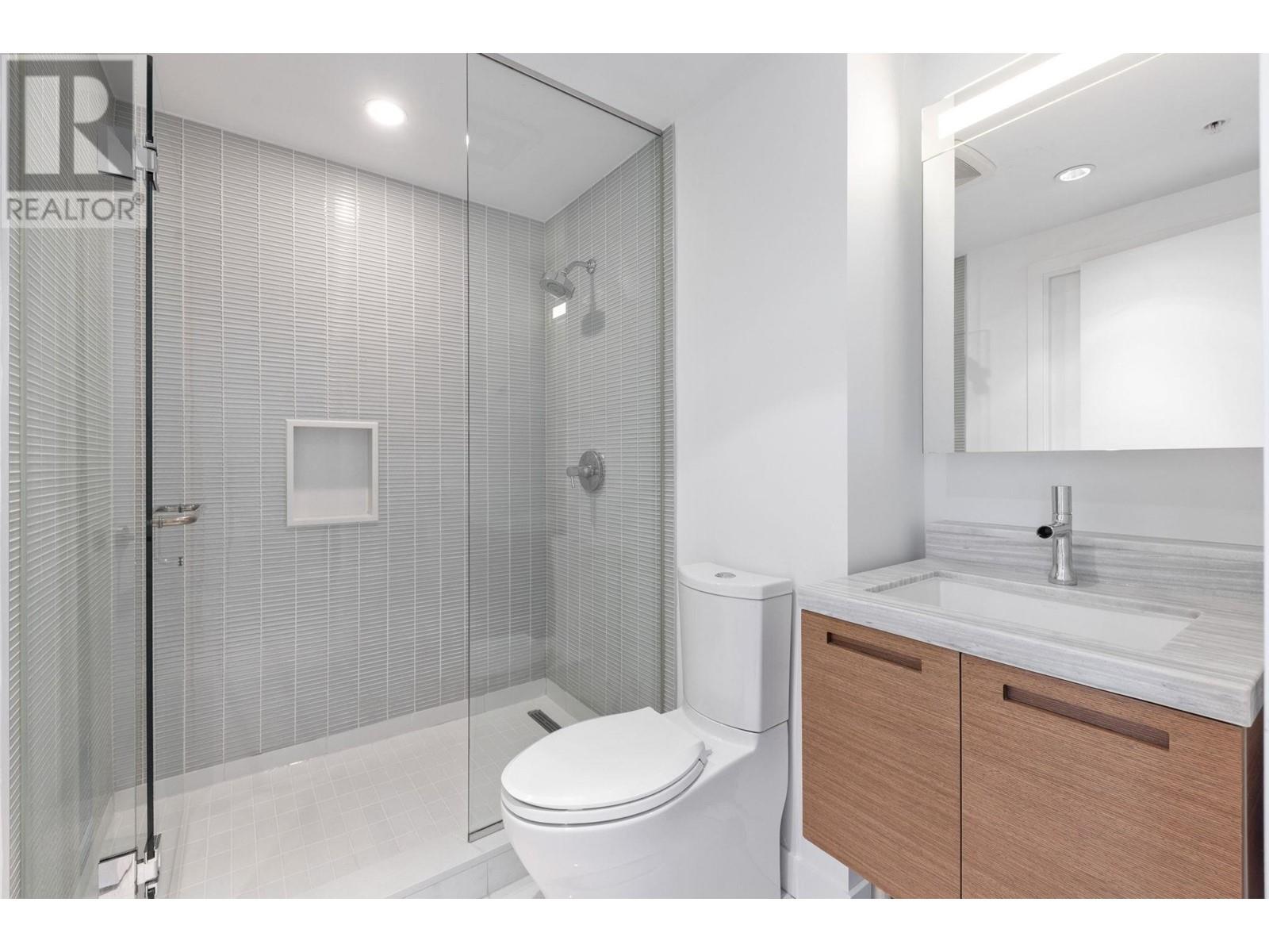 Photo 10 of 3909 777 Richards Street, Vancouver BC