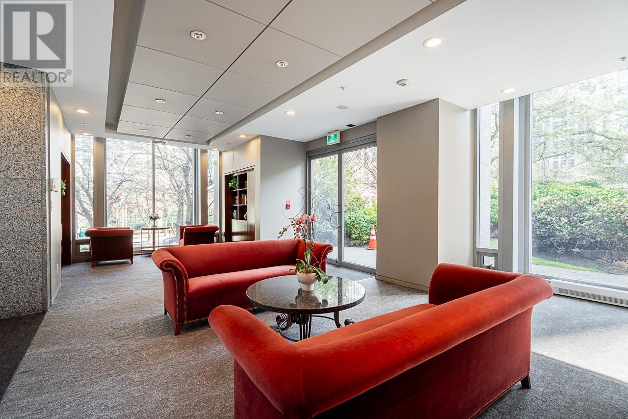 702 1288 W GEORGIA STREET, Vancouver