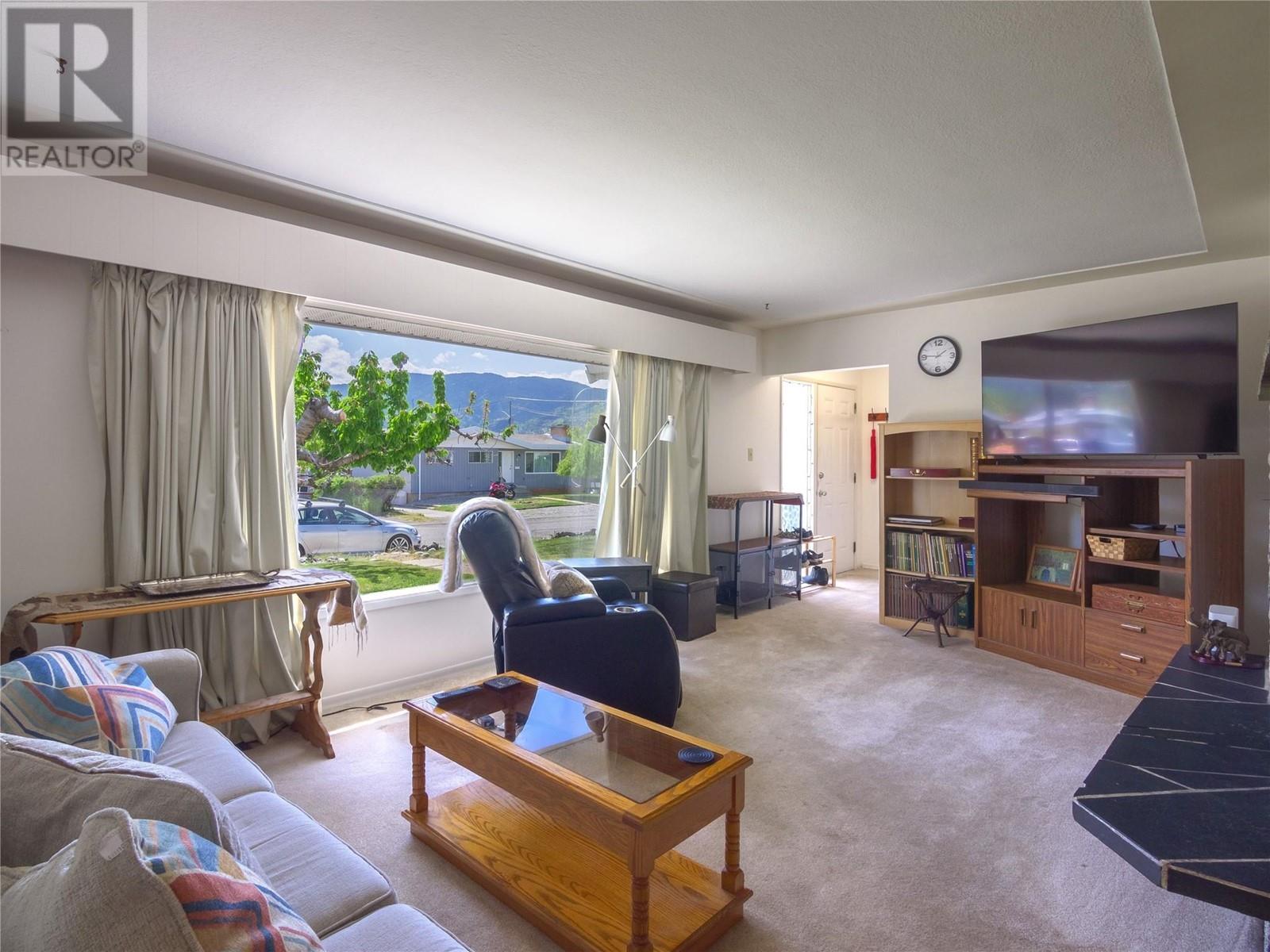 85 Granby Place, Penticton