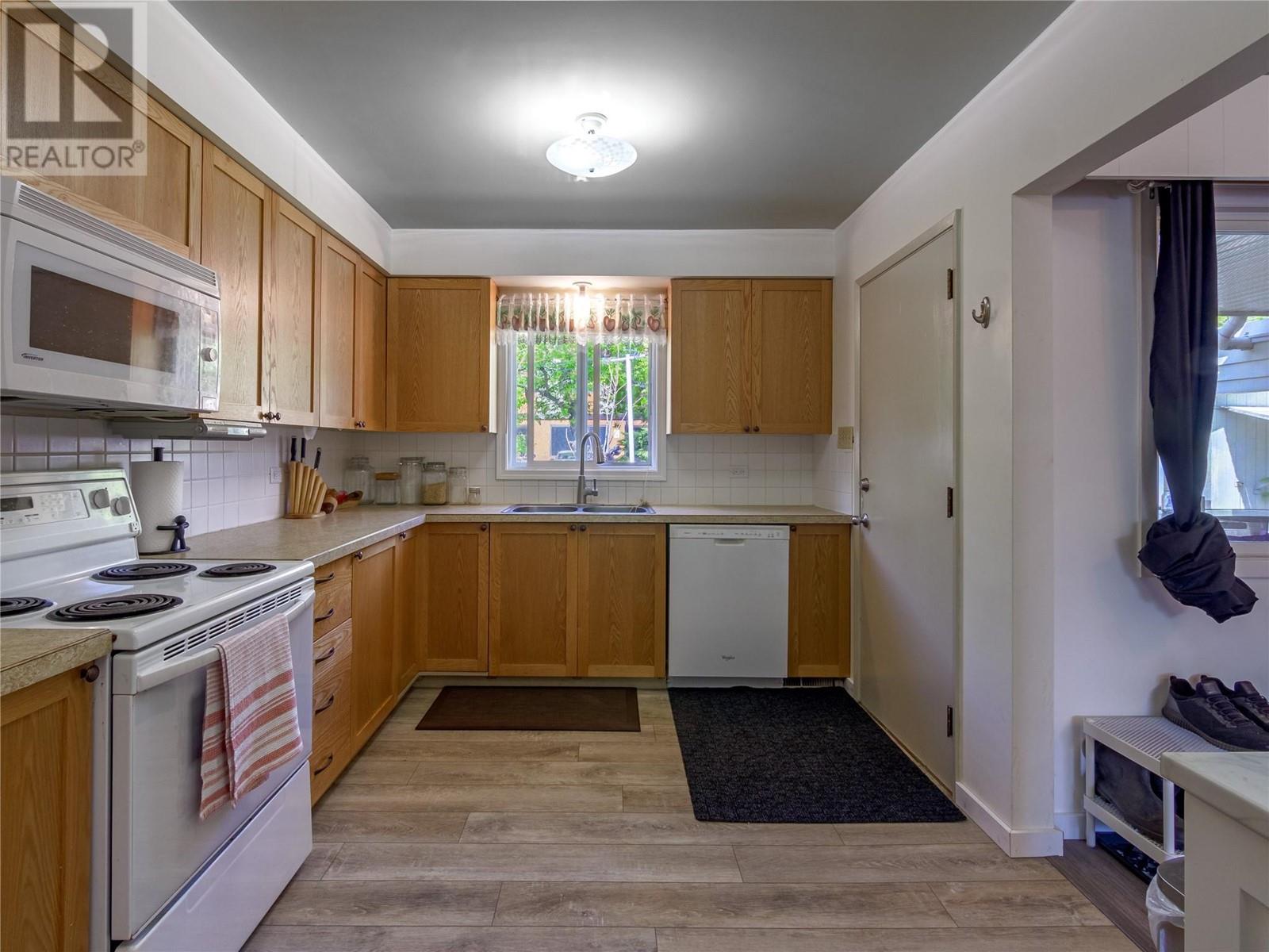 85 Granby Place, Penticton