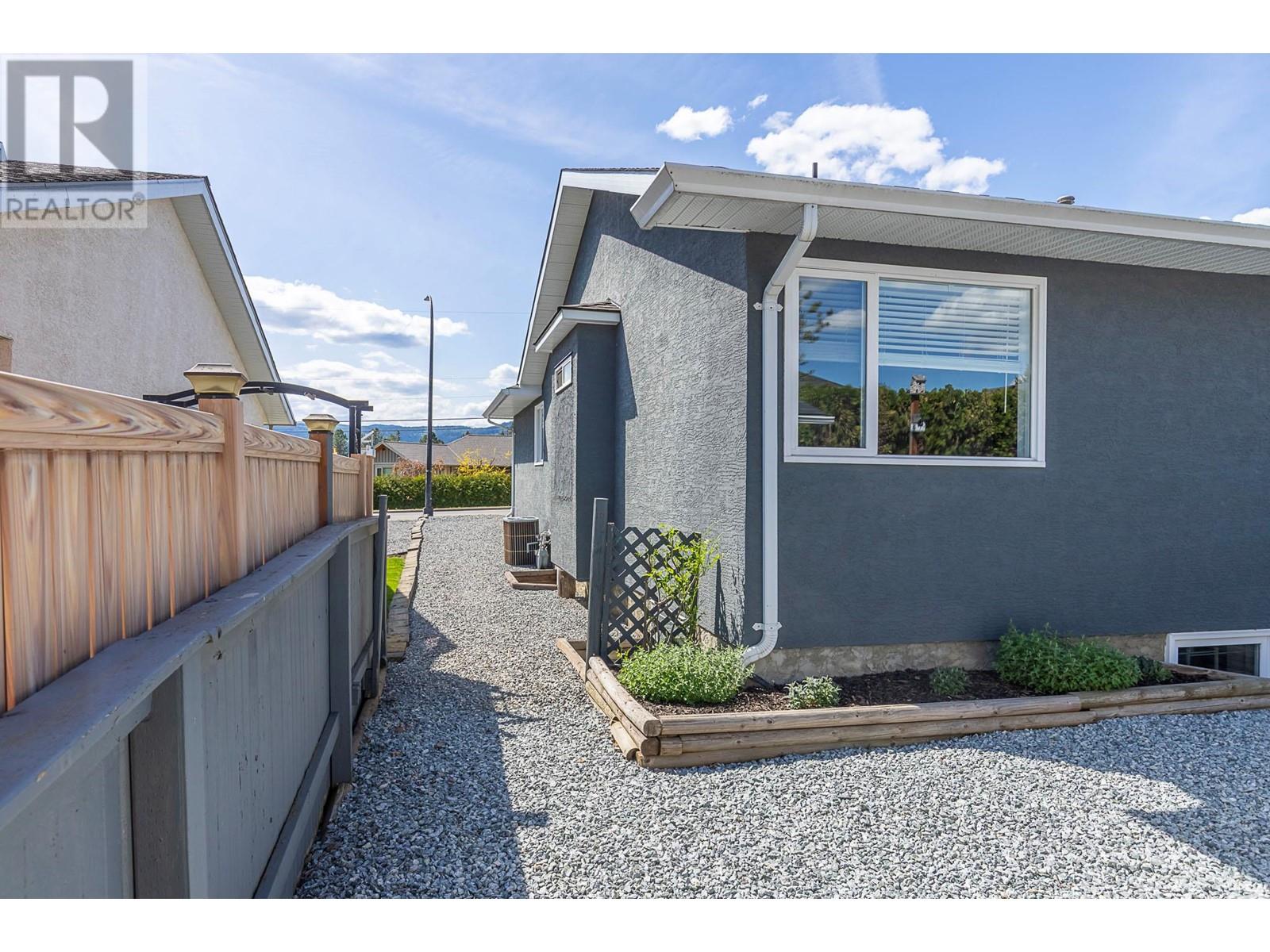 2088 Okanagan Street, Armstrong