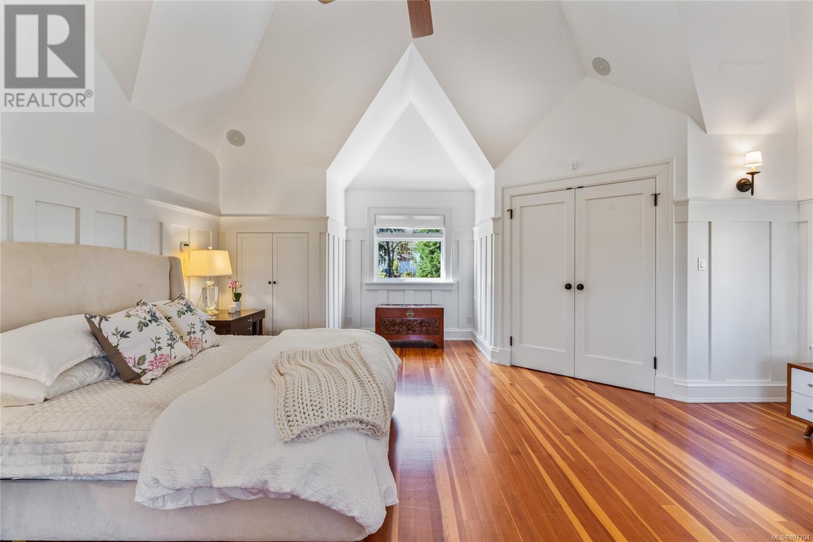 Photo 43 of 3525 Upper Terrace Rd, Oak Bay BC