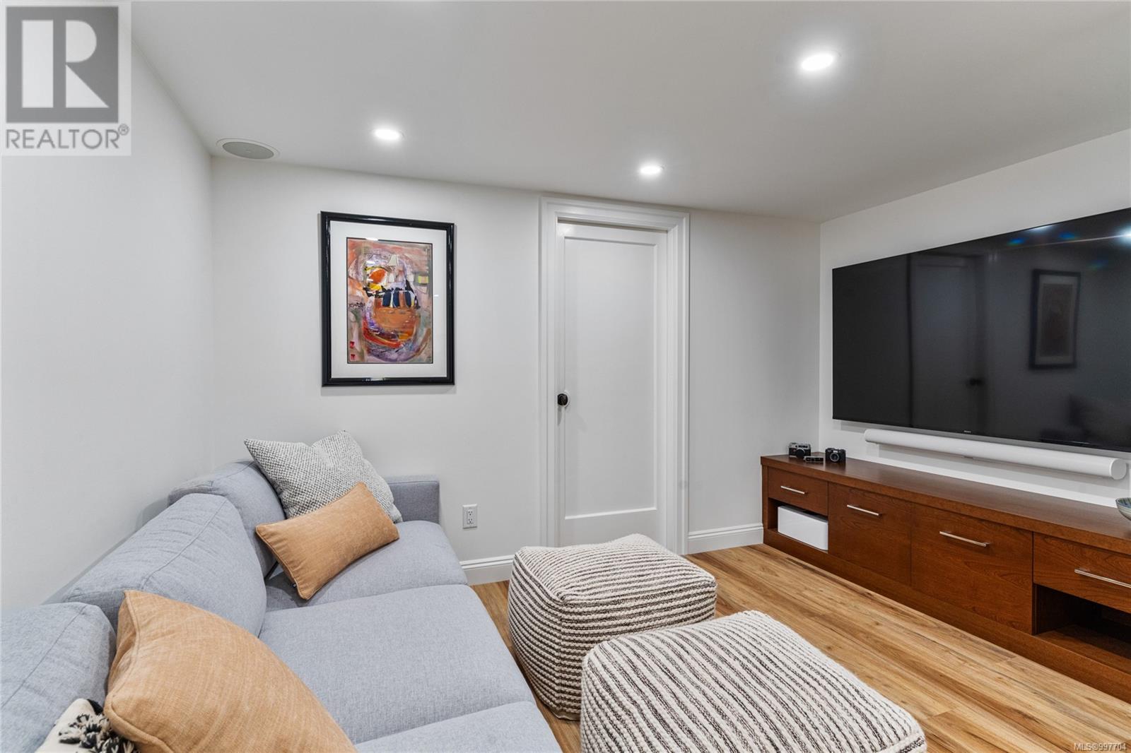 Photo 75 of 3525 Upper Terrace Rd, Oak Bay BC