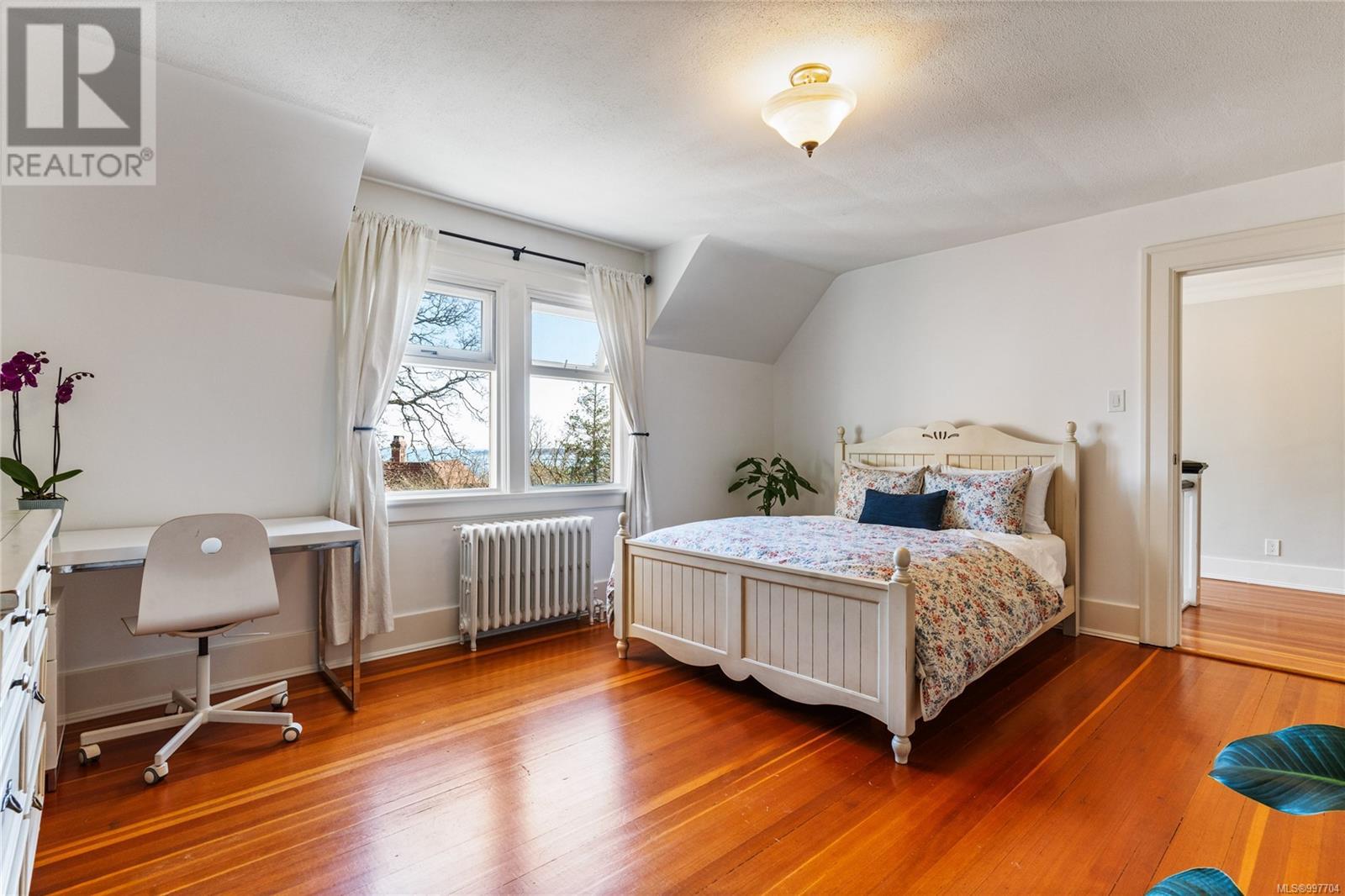 Photo 57 of 3525 Upper Terrace Rd, Oak Bay BC