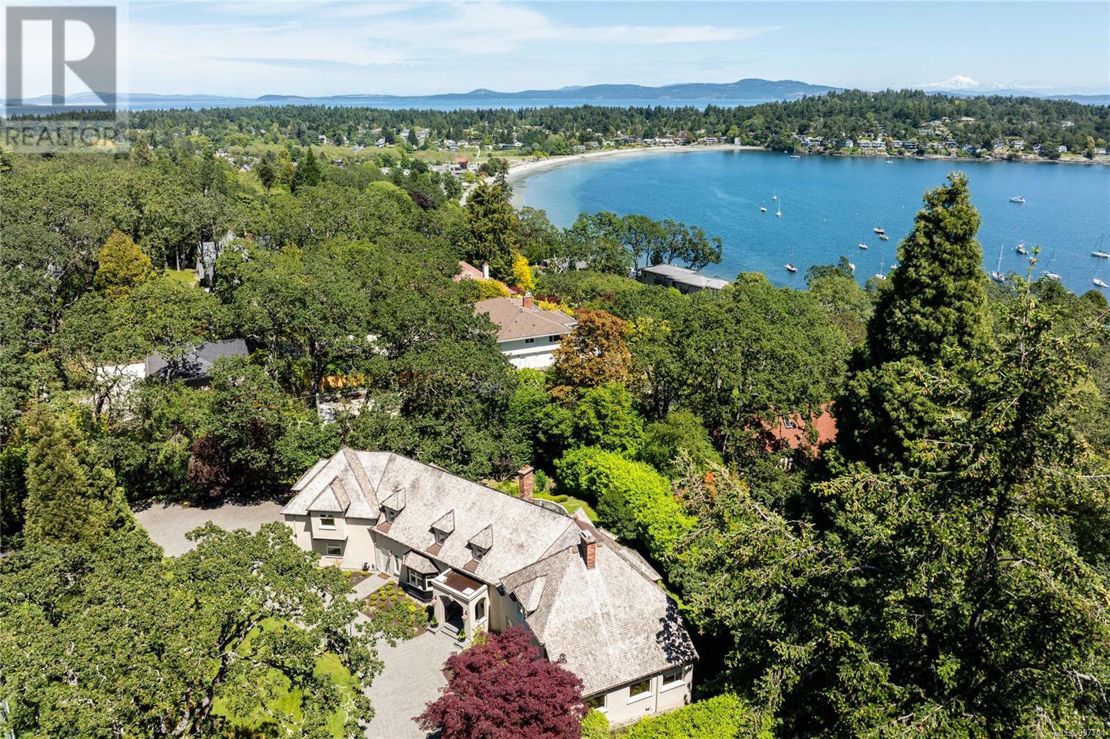 Photo 98 of 3525 Upper Terrace Rd, Oak Bay BC