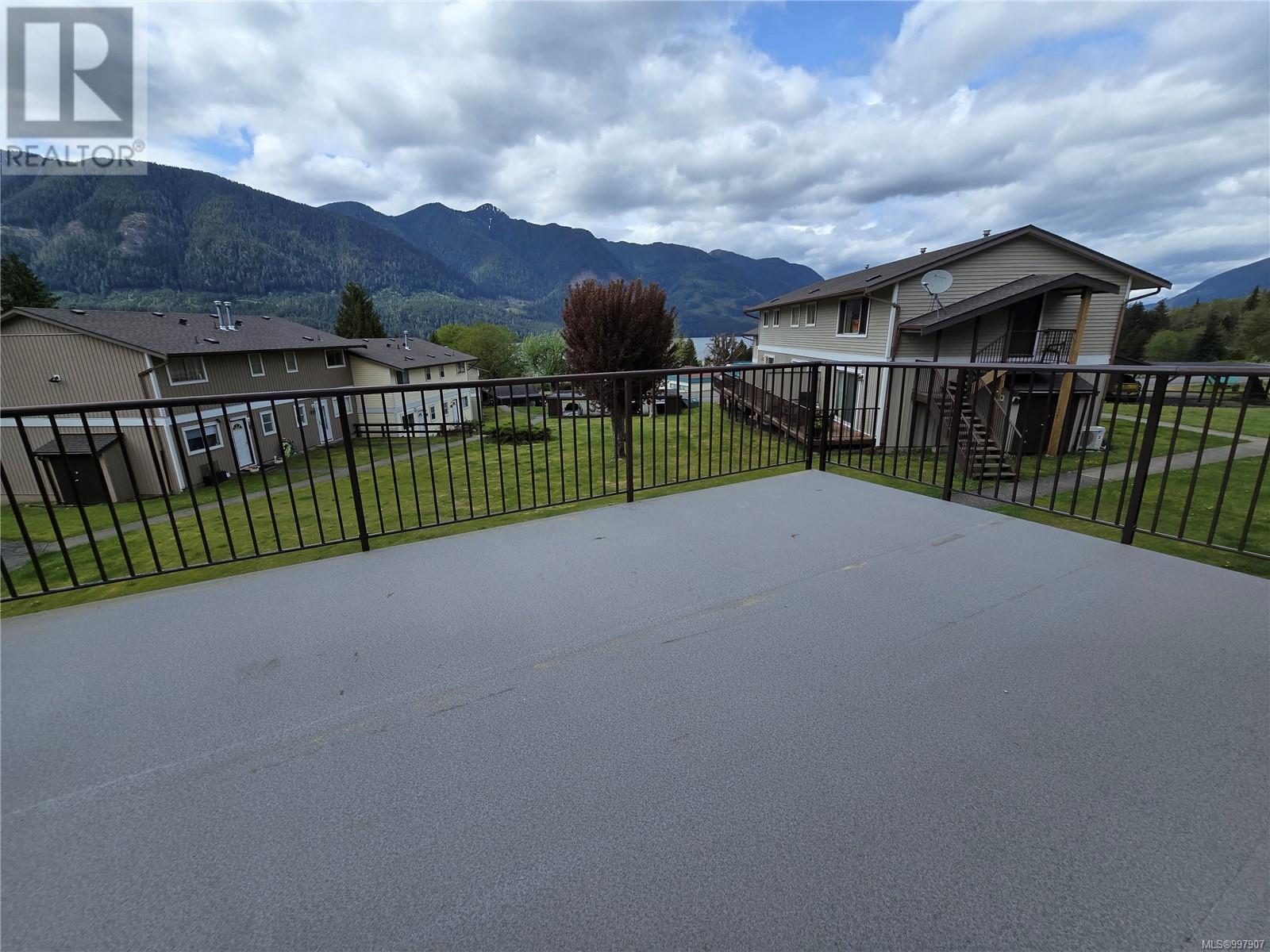 404 Haida Ave, Port Alice