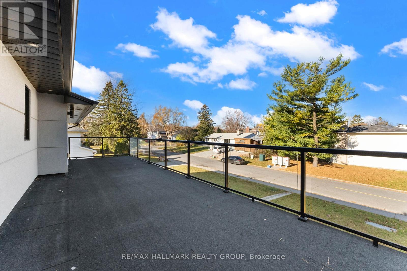 Photo 10 of 2 St Remy Drive, Ottawa ON