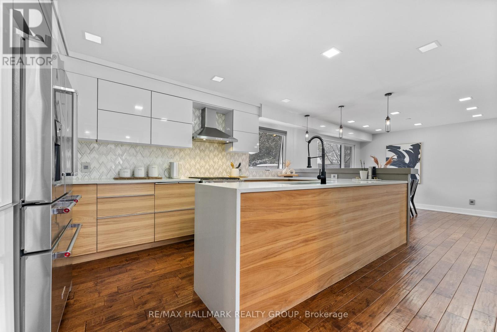 Photo 21 of 2 St Remy Drive, Ottawa ON