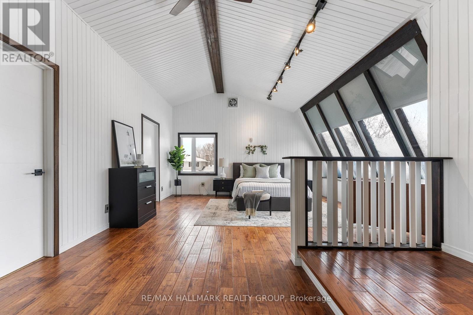 Photo 31 of 2 St Remy Drive, Ottawa ON