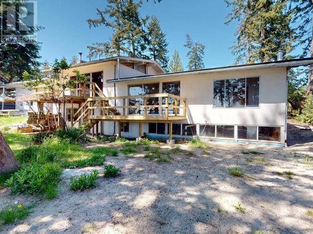 4574 SANDERSON ROAD, Texada Island