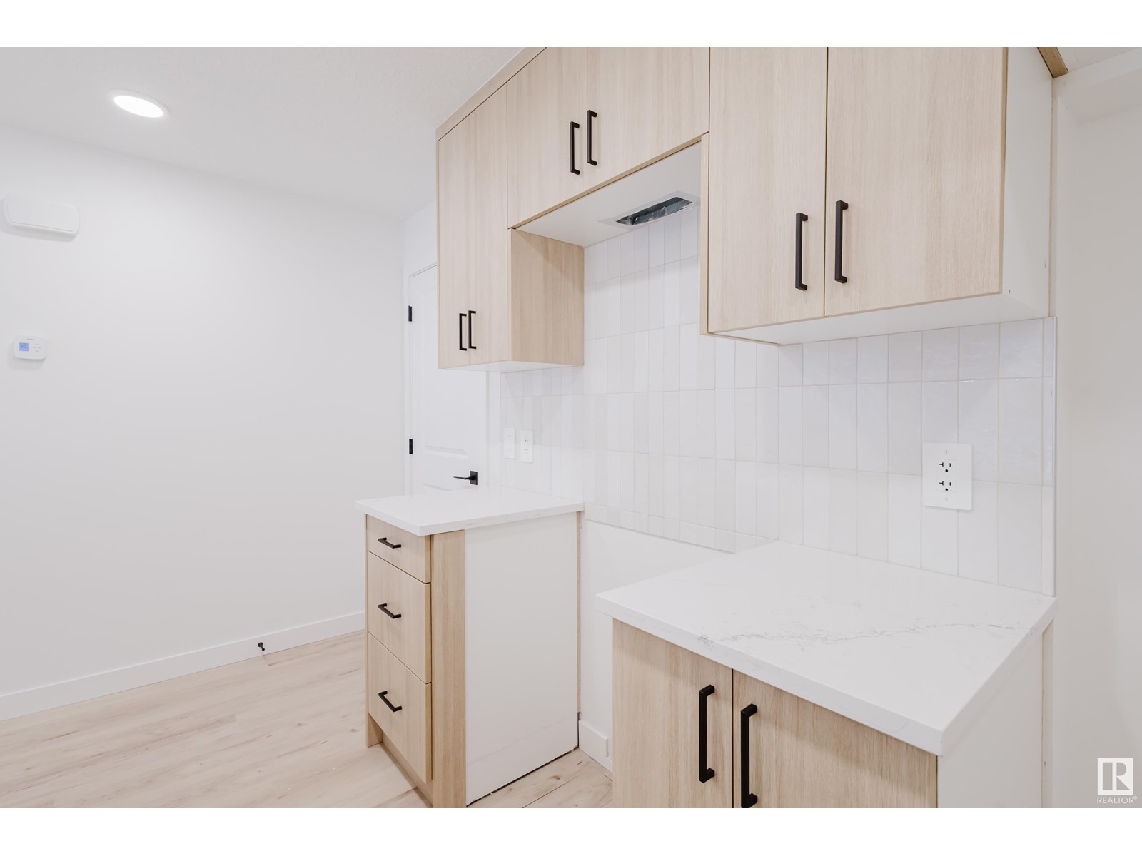 #30 16231 19 AV SW, Edmonton