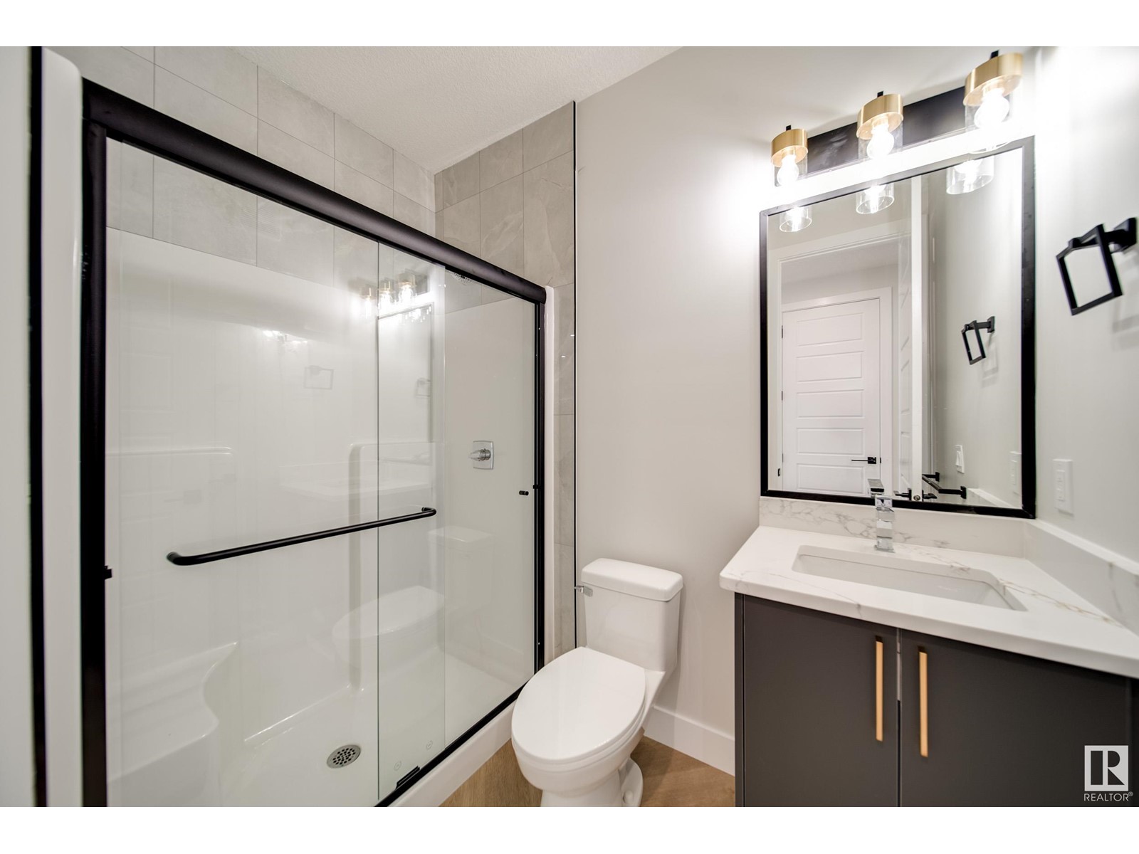 17043 45 ST NW, Edmonton