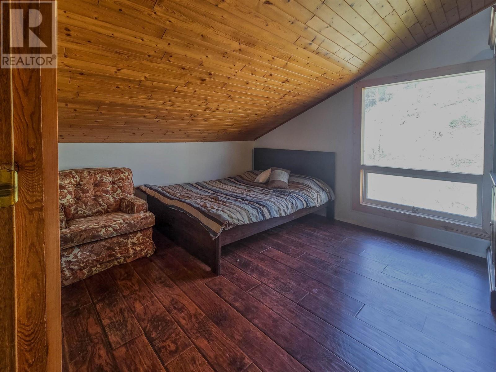 4014 CANIM-HENDRIX LAKE ROAD, Canim Lake